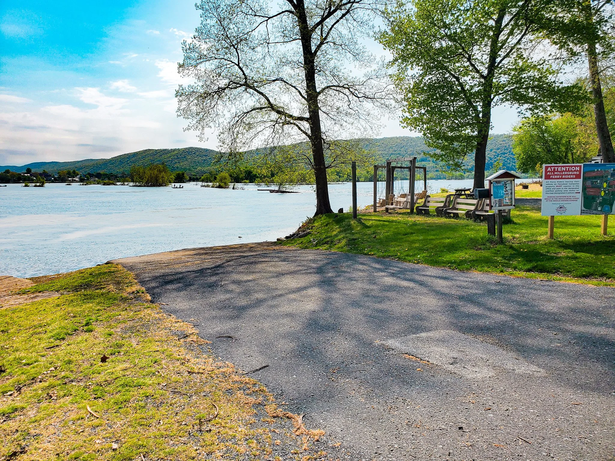 Millersburg PA ferry landing site at Liverpool PA.jpg