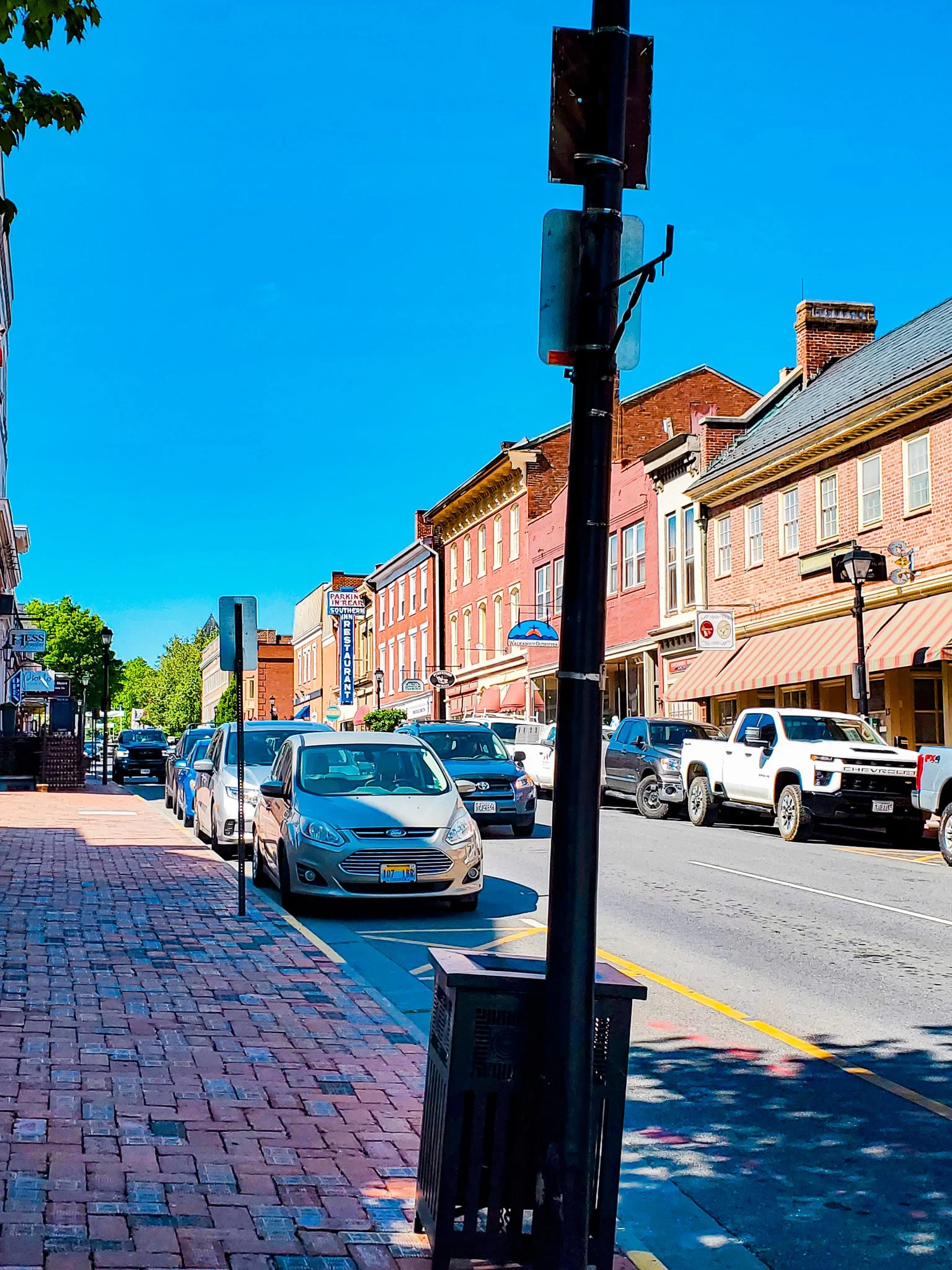 Lexington VA downtown buildings.jpg