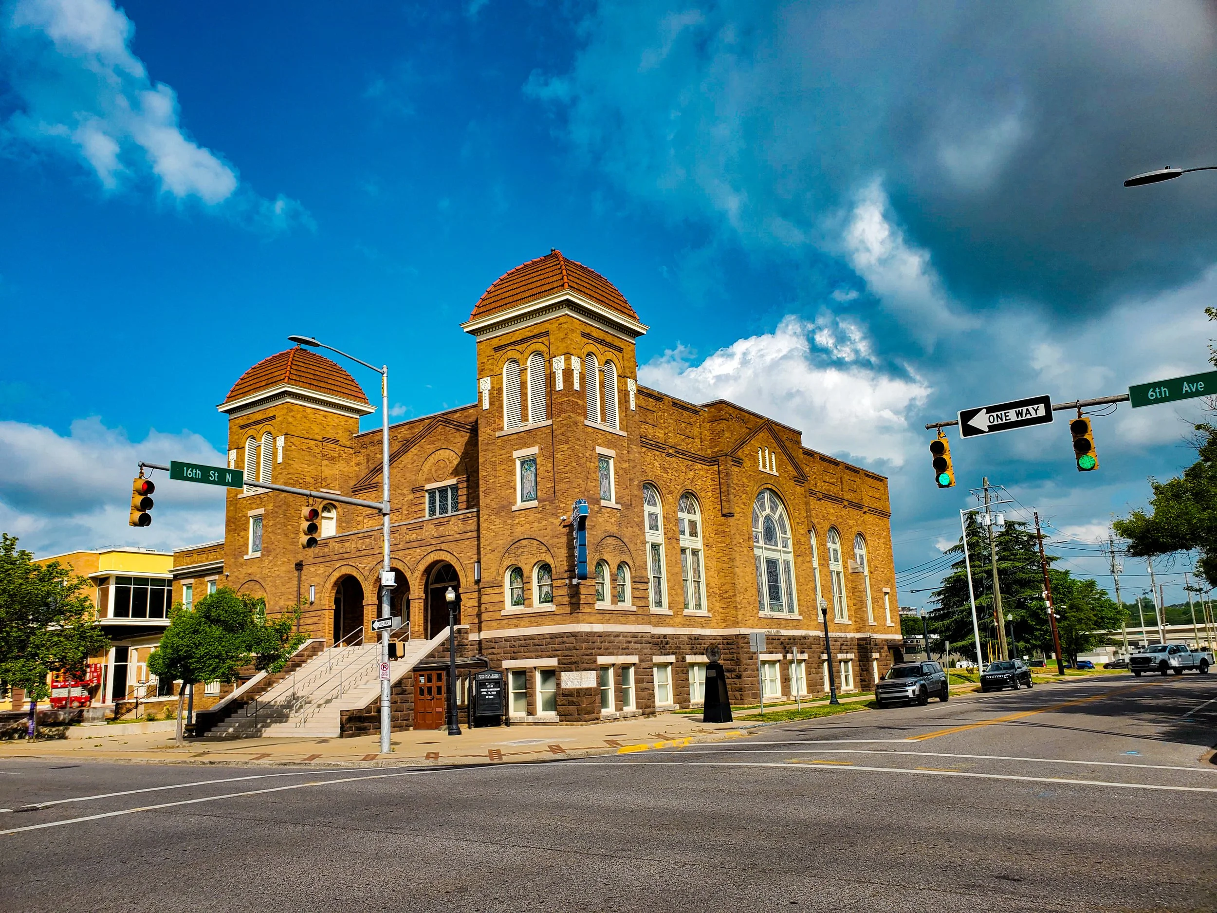 16th Ave Baptist Church