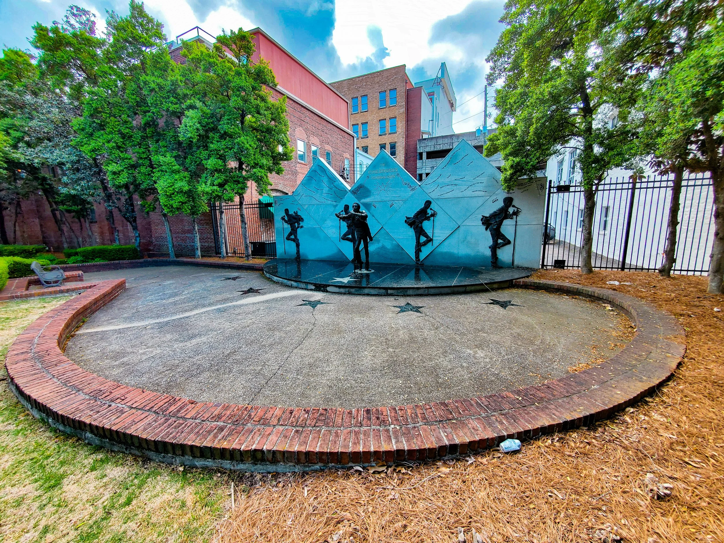 Eddie Hendricks Park - Temptations Statues