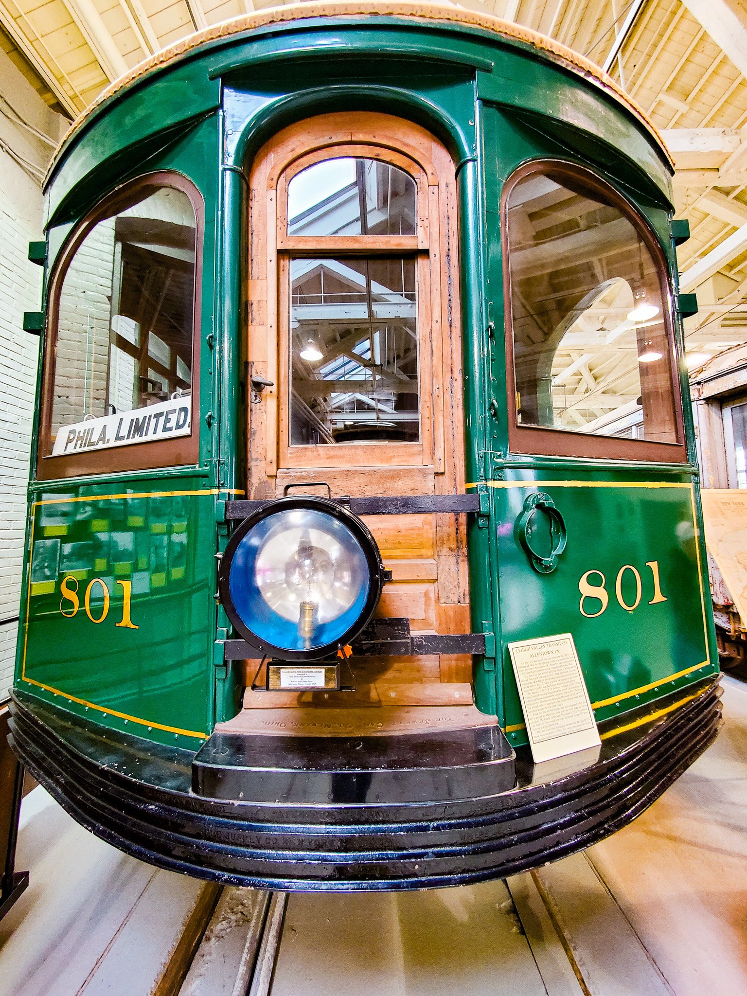 Green trolley front closeup at Scranton Trolley Museum.jpg