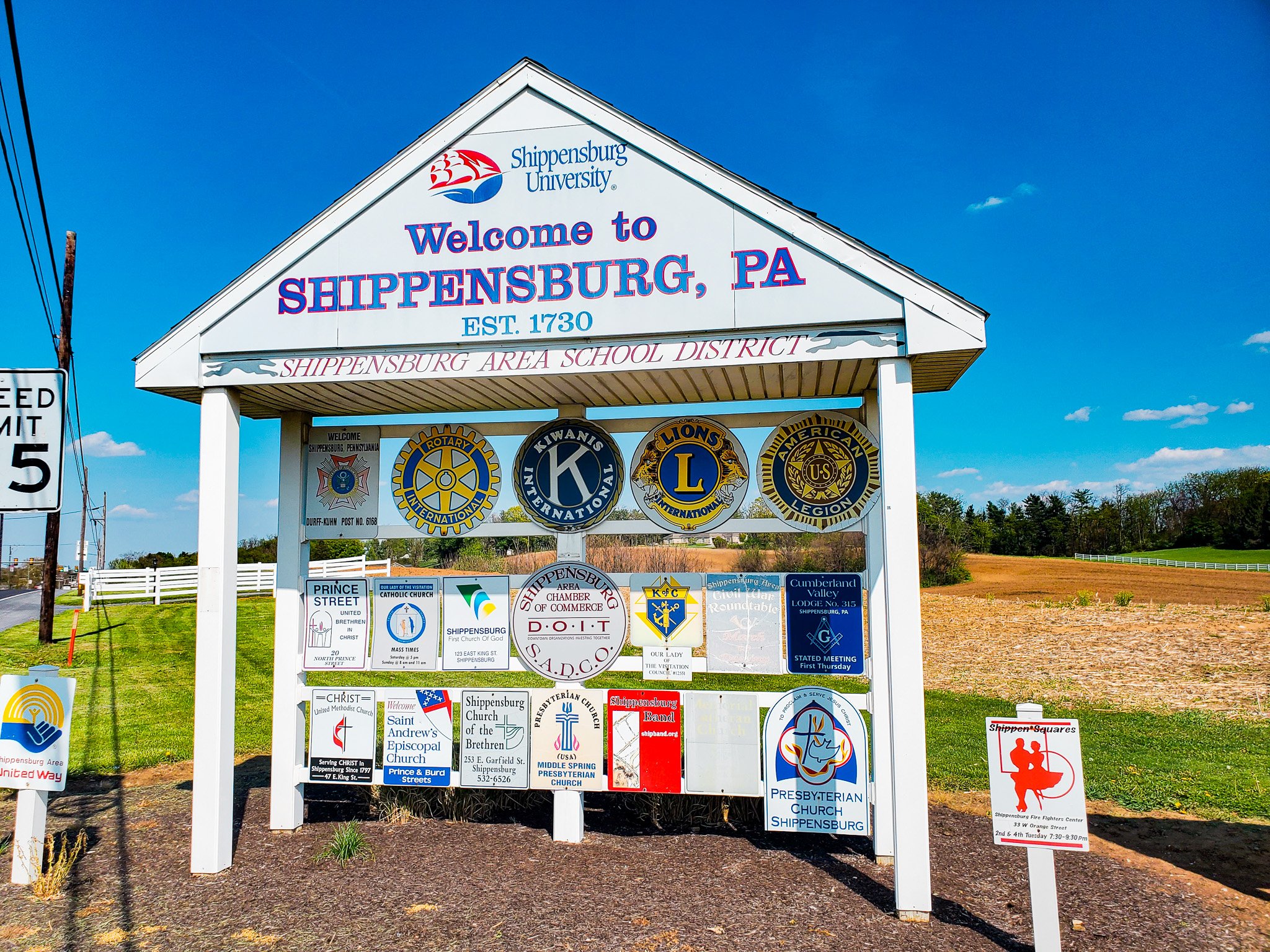 Shippensburg PA welcome sign.jpg