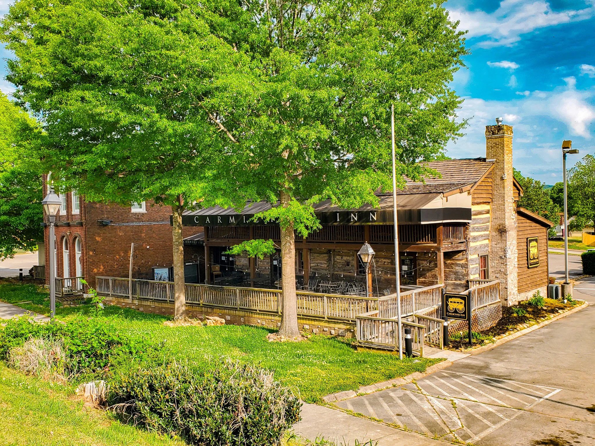 Carmichael Inn (1810)