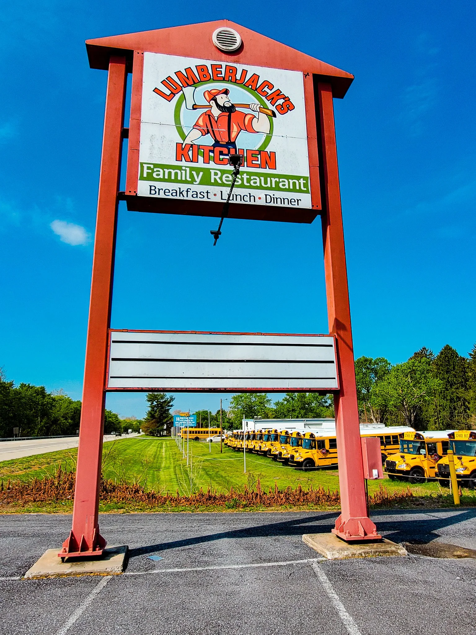 Lumberjack Restaurant sign Duncannon PA.jpg