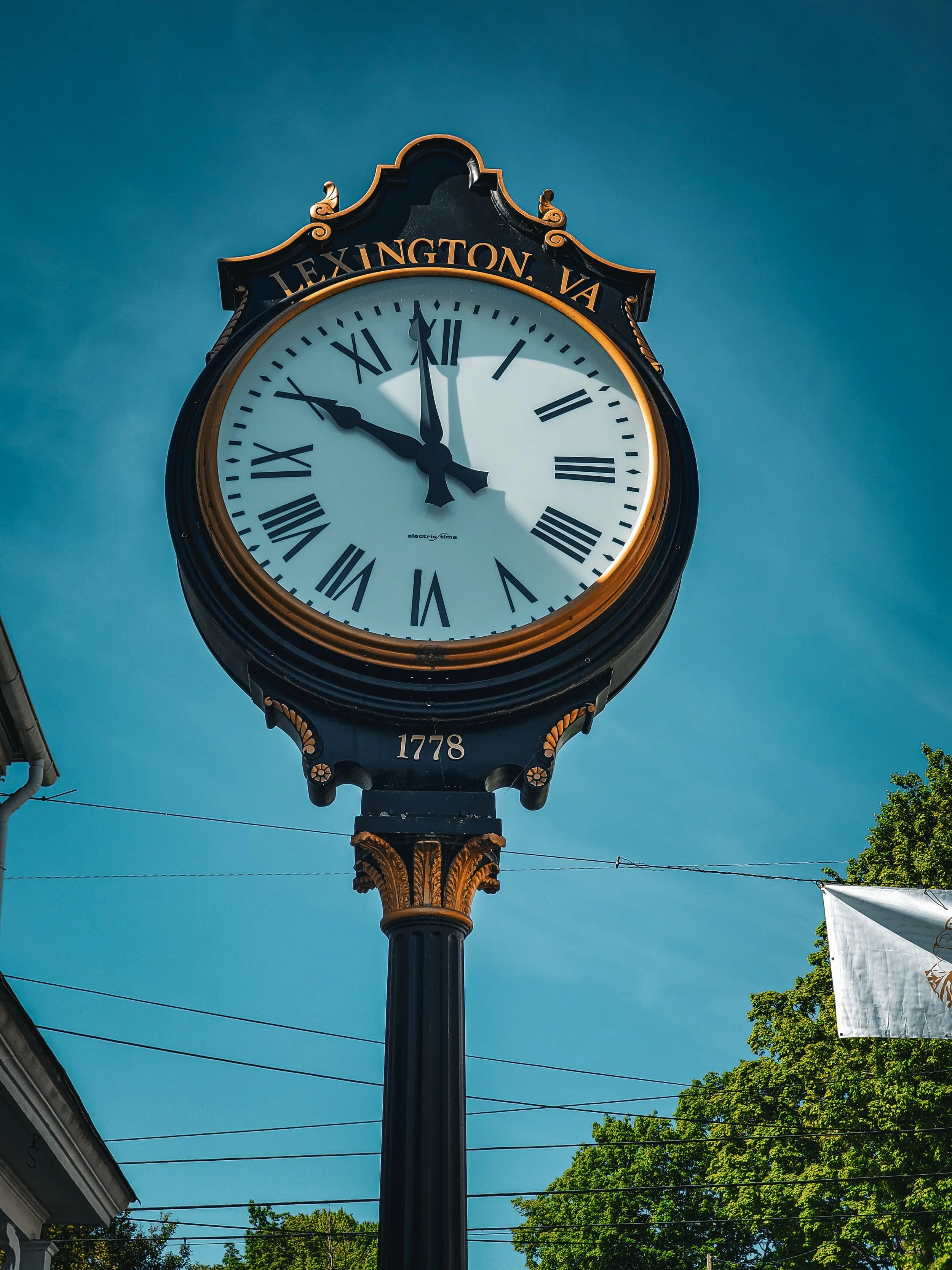 Clock in Lexington VA.jpg