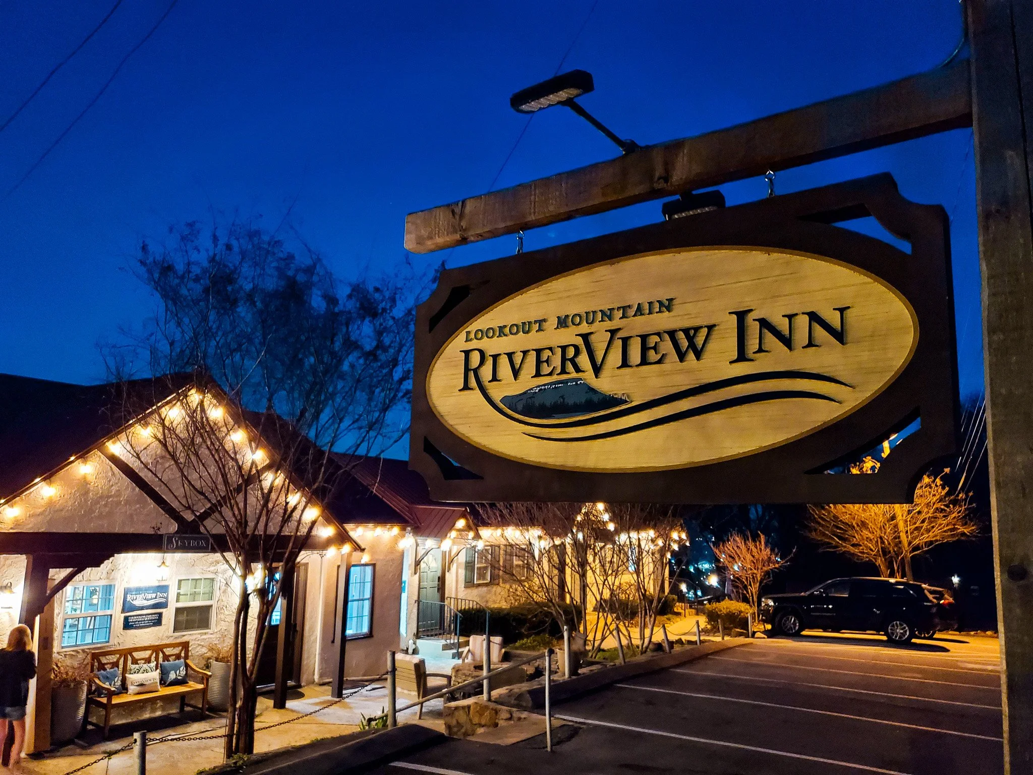 Riverview Inn