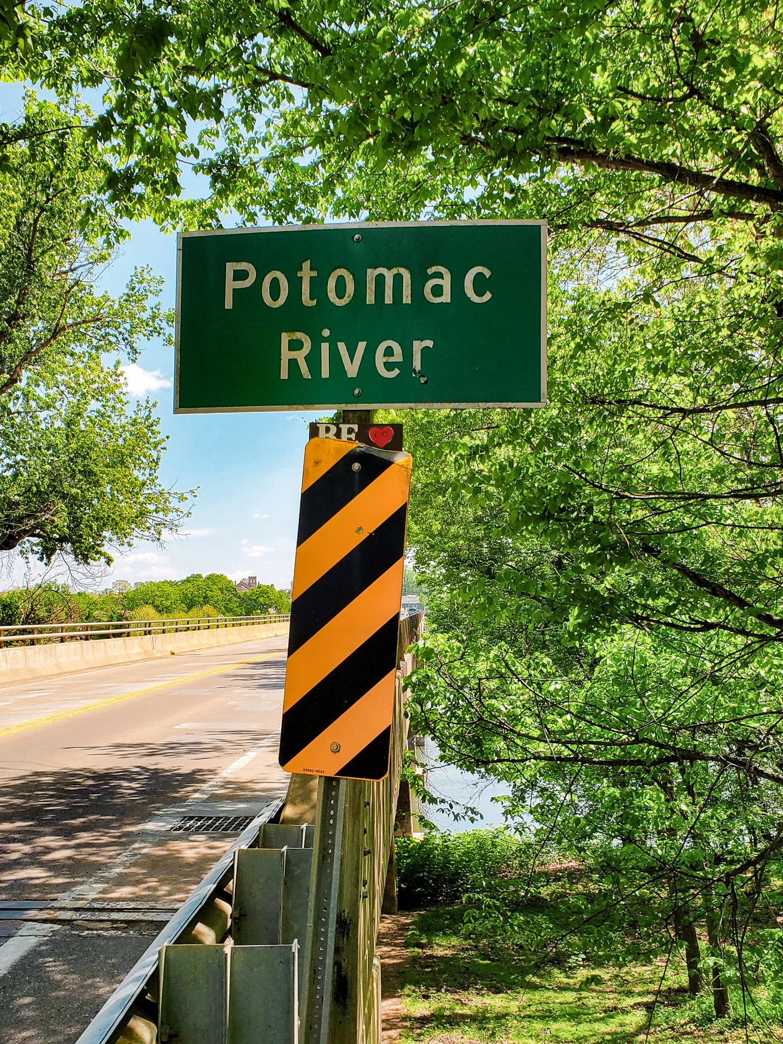 Potomac River sign.jpg