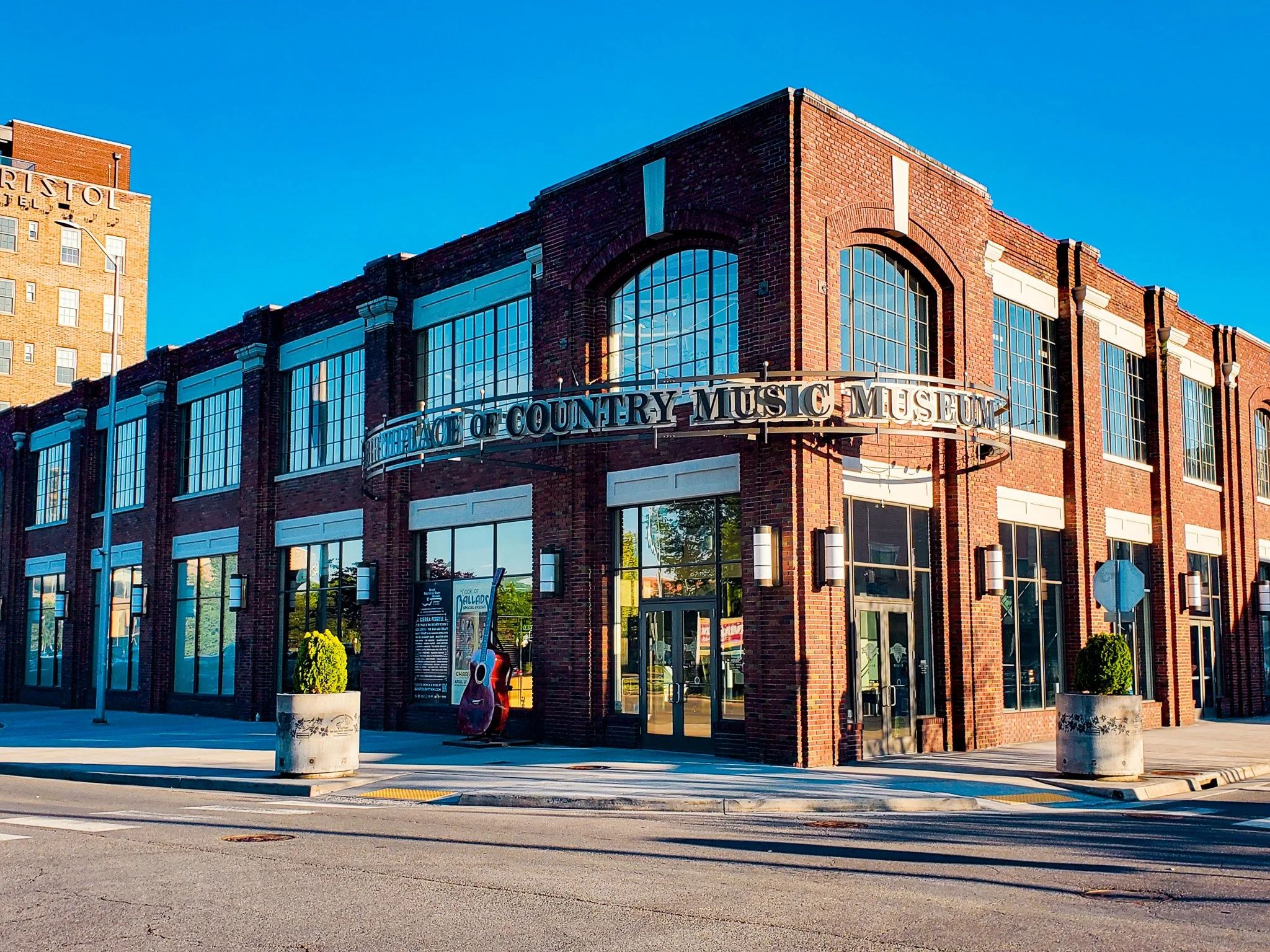 Birthplace of country Music museum Bristol VA.jpg