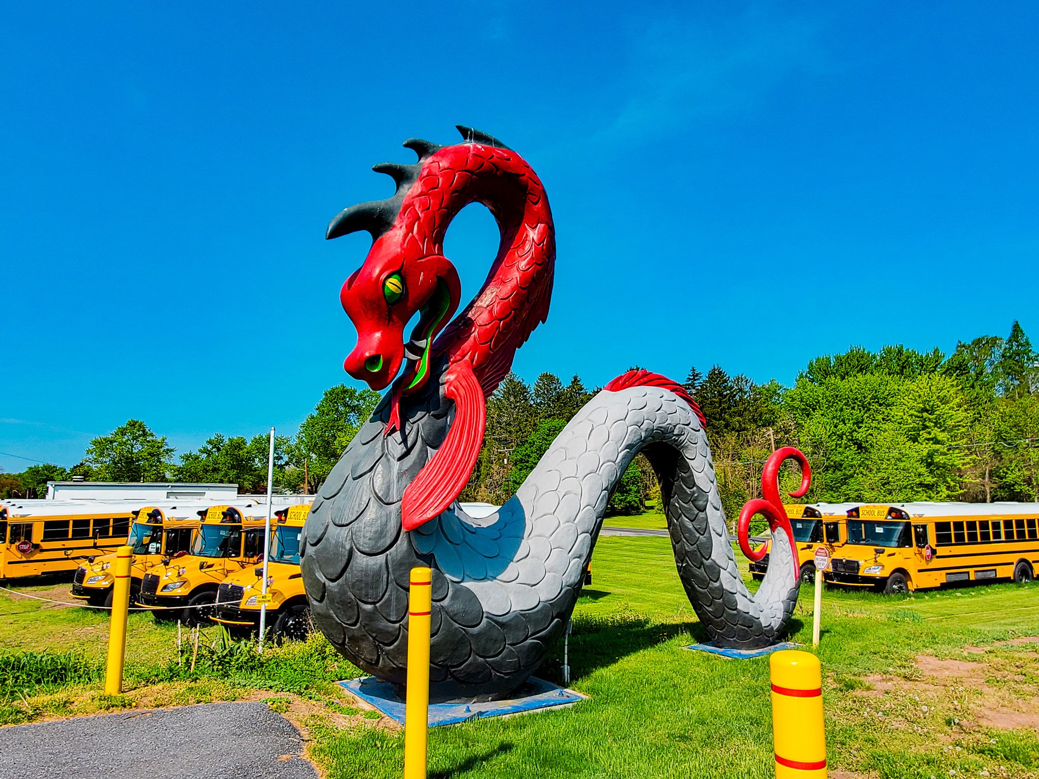 Sea serpent at Lumberjack Restaurant Duncannon PA.jpg