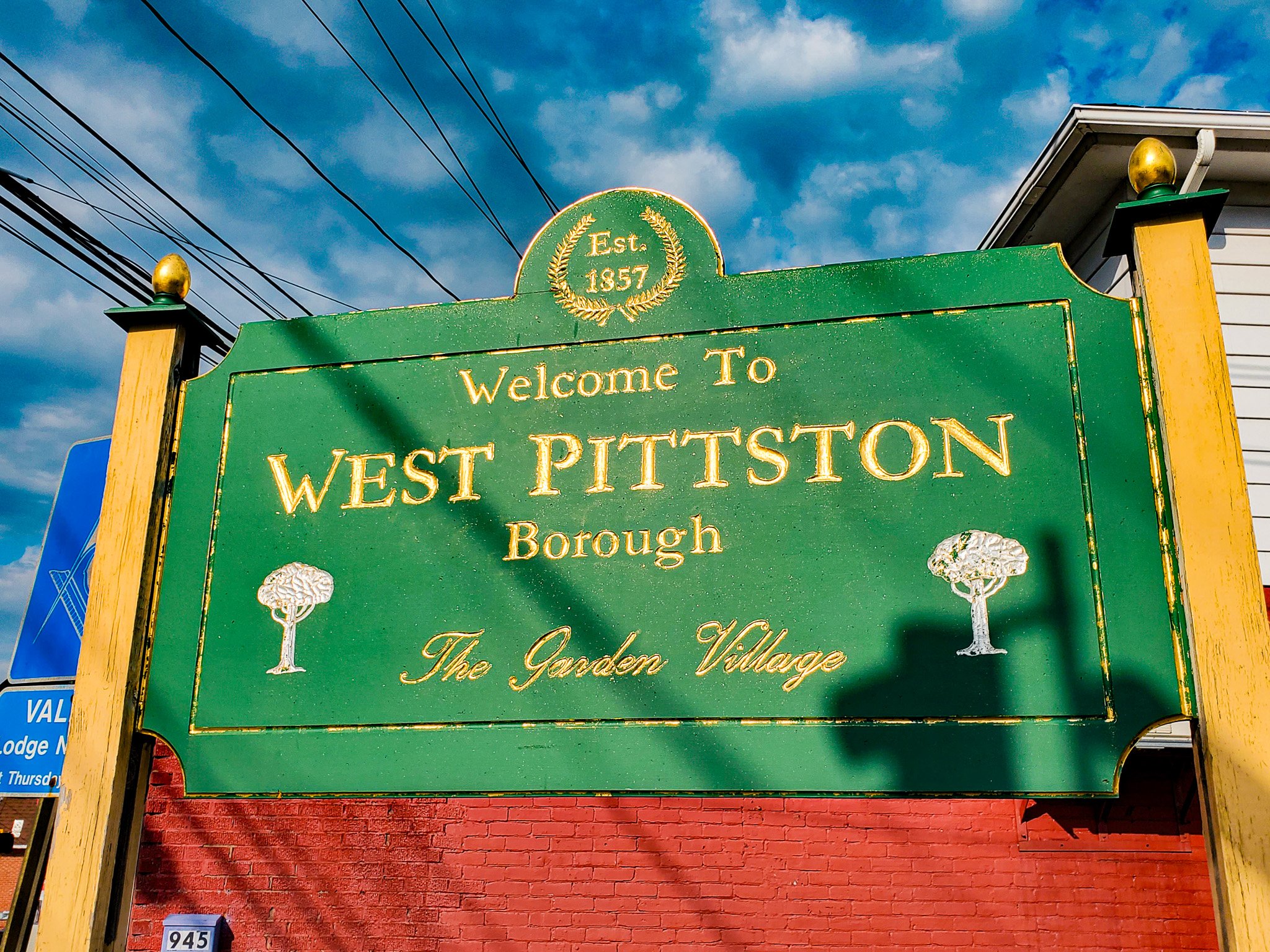 West Pittson Borough welcome sign.jpg