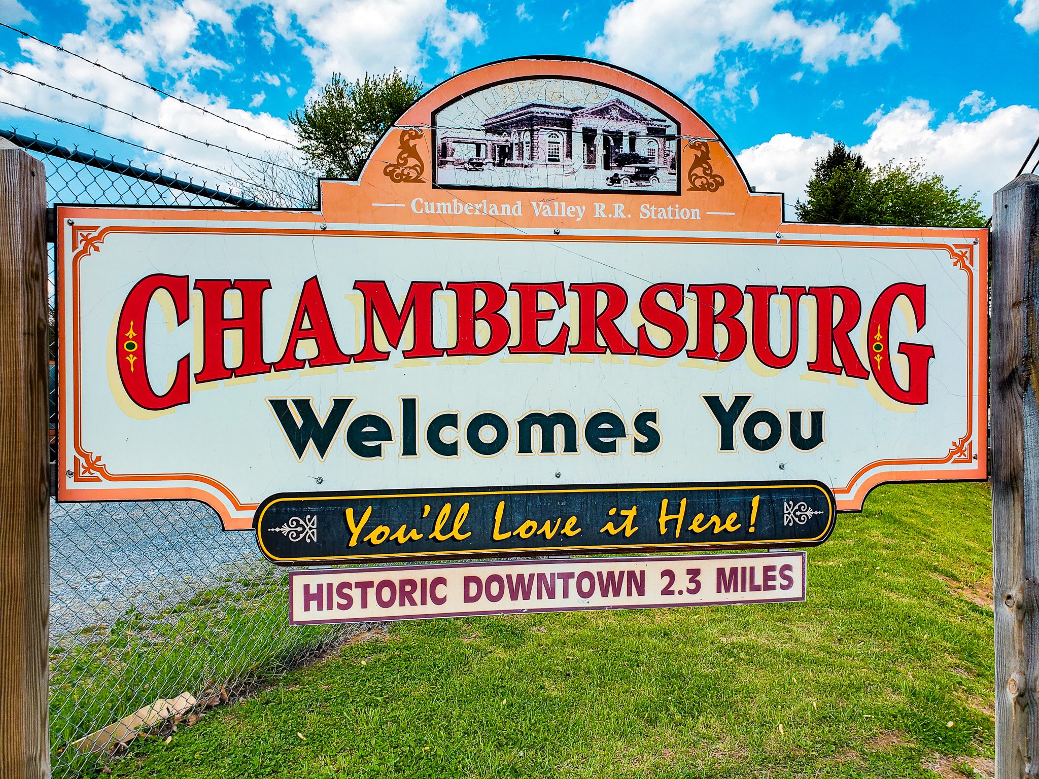 Chambersburg PA welcome sign close up.jpg