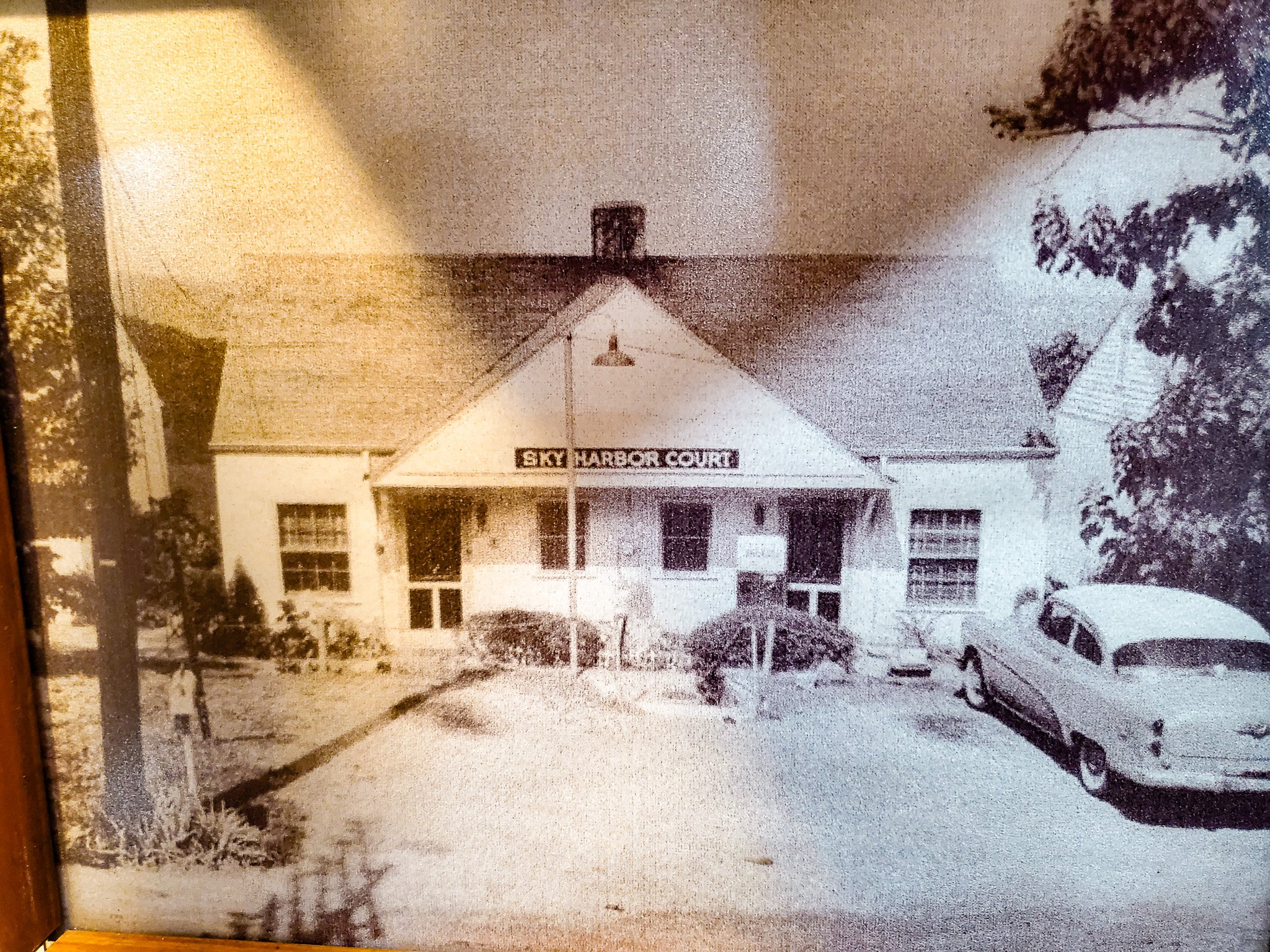 Riverview Inn Old Photo