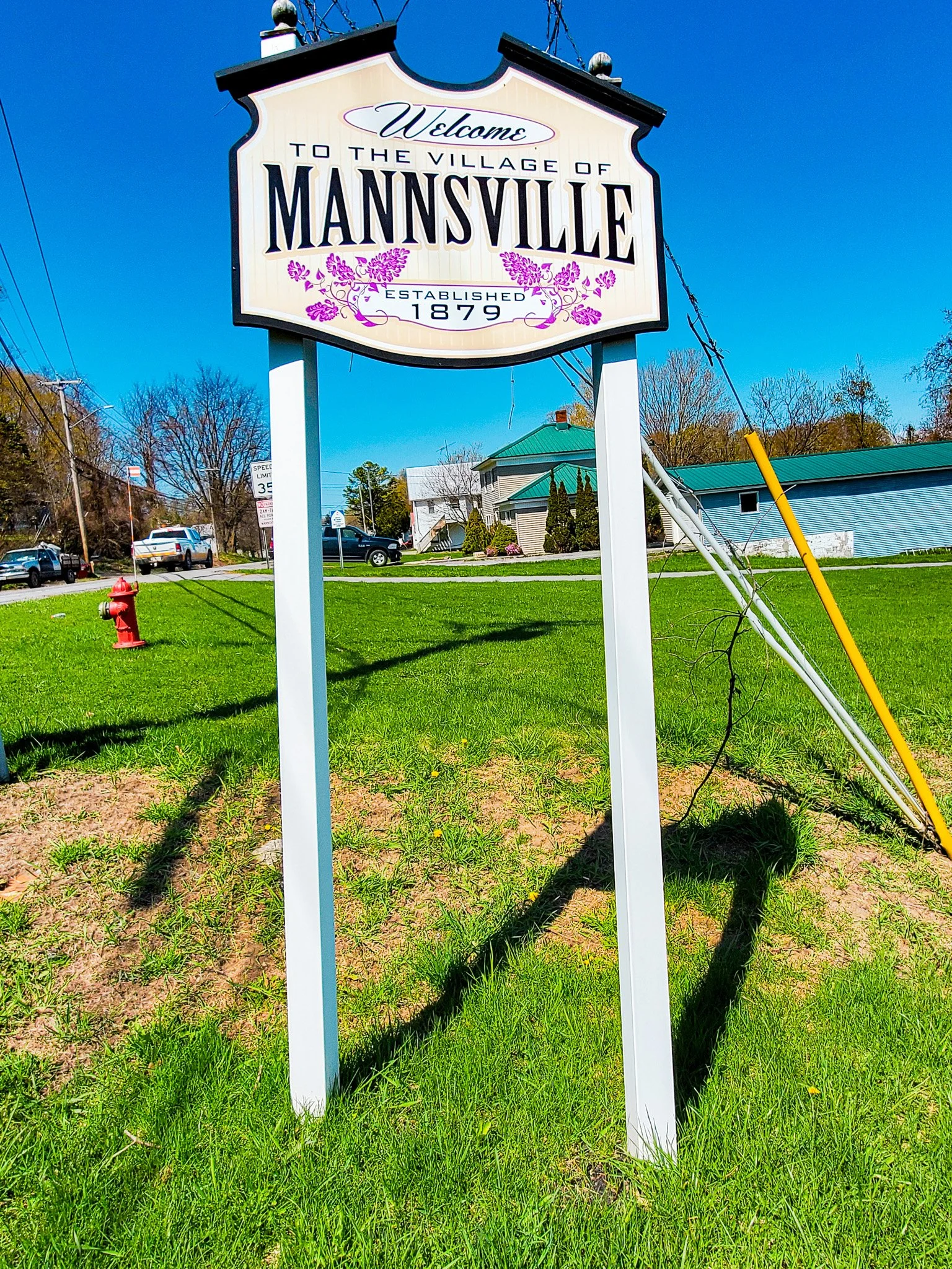Mannsville NY welcome sign.jpg