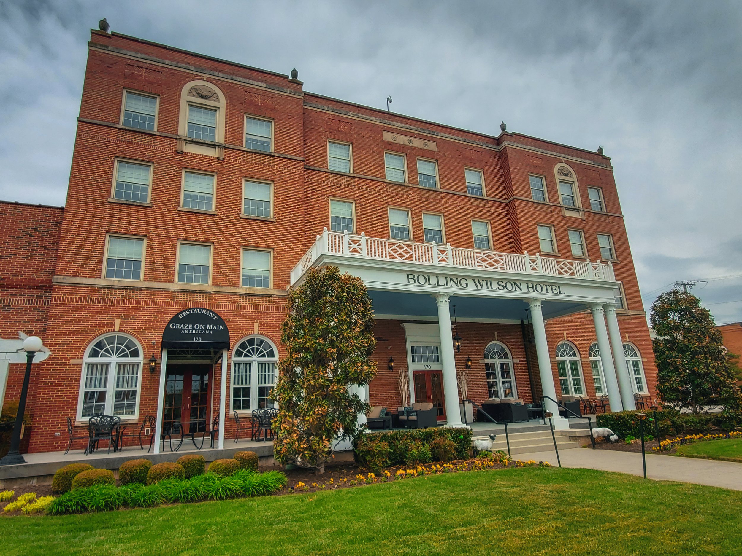 Bolling Wilson Hotel building Wytheville VA.jpg