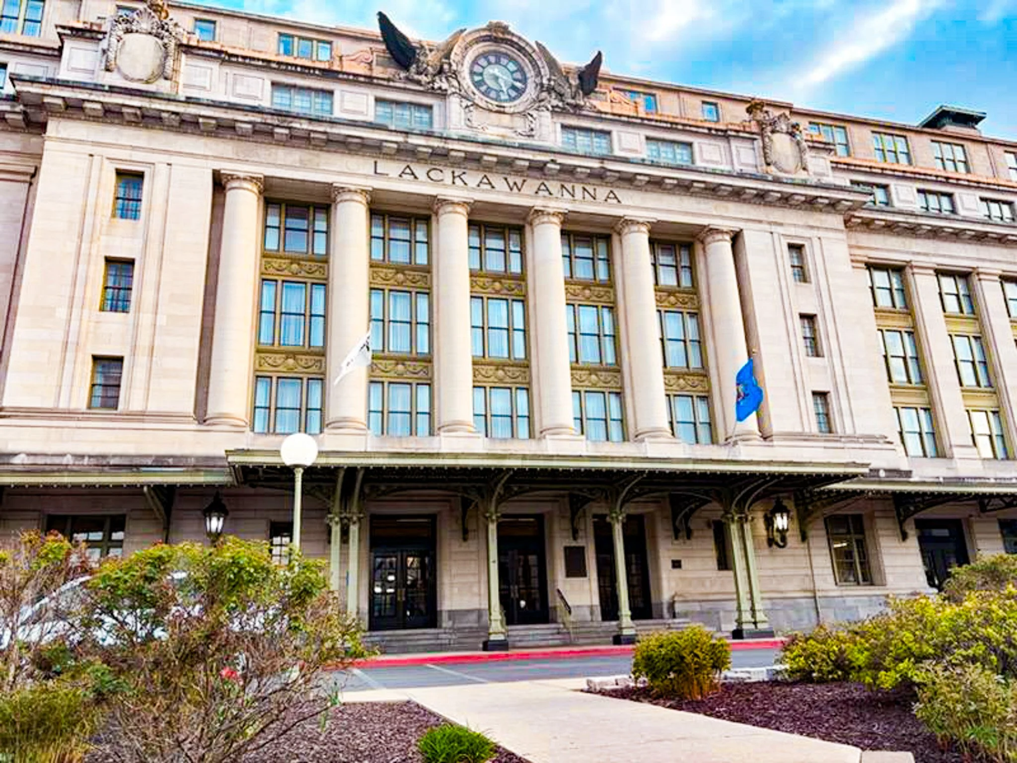 Lackawanna RR building front view Scrantonn PA.jpg