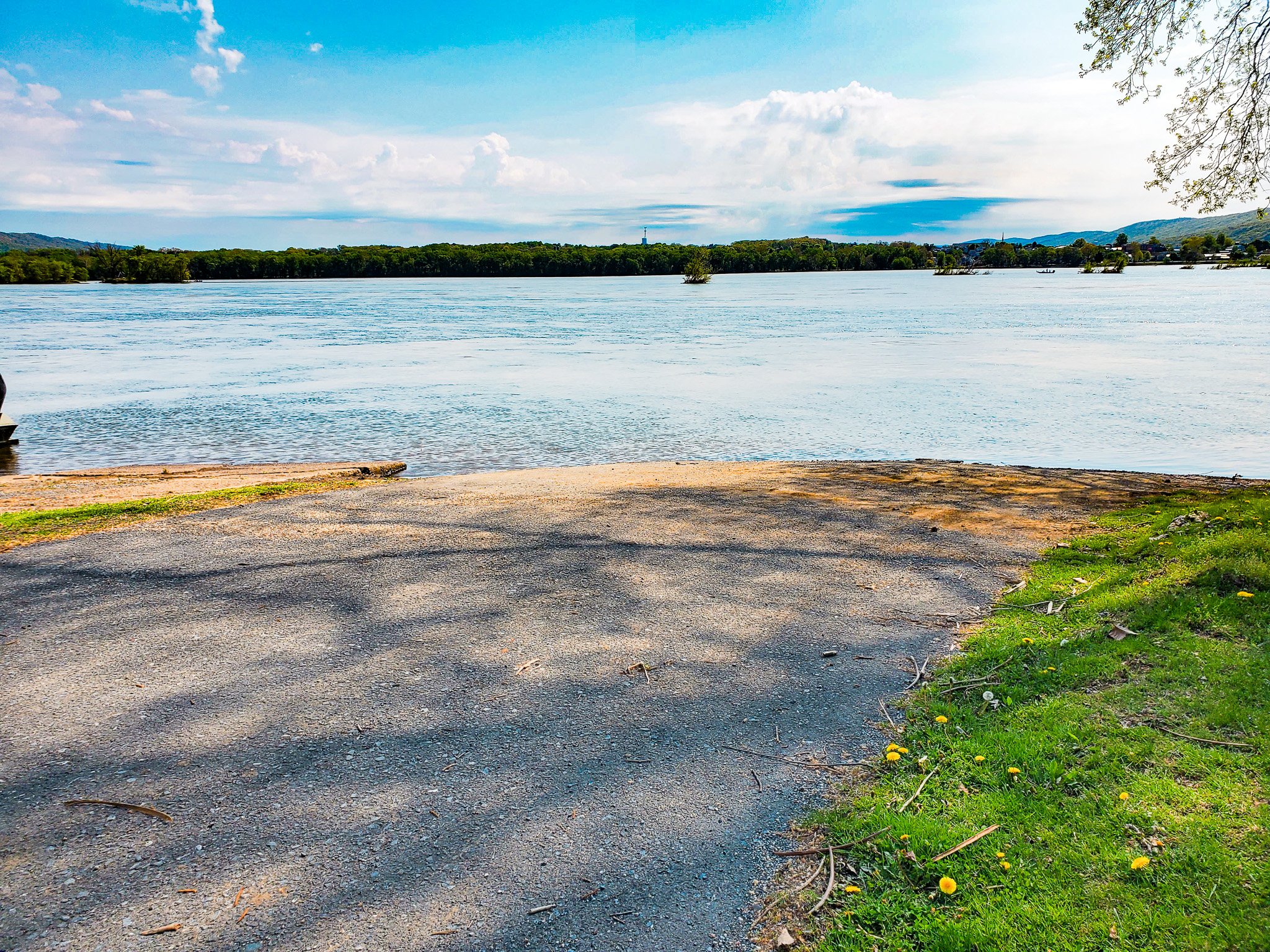 Millersburg Ferry landing site in Liverpool PA.jpg