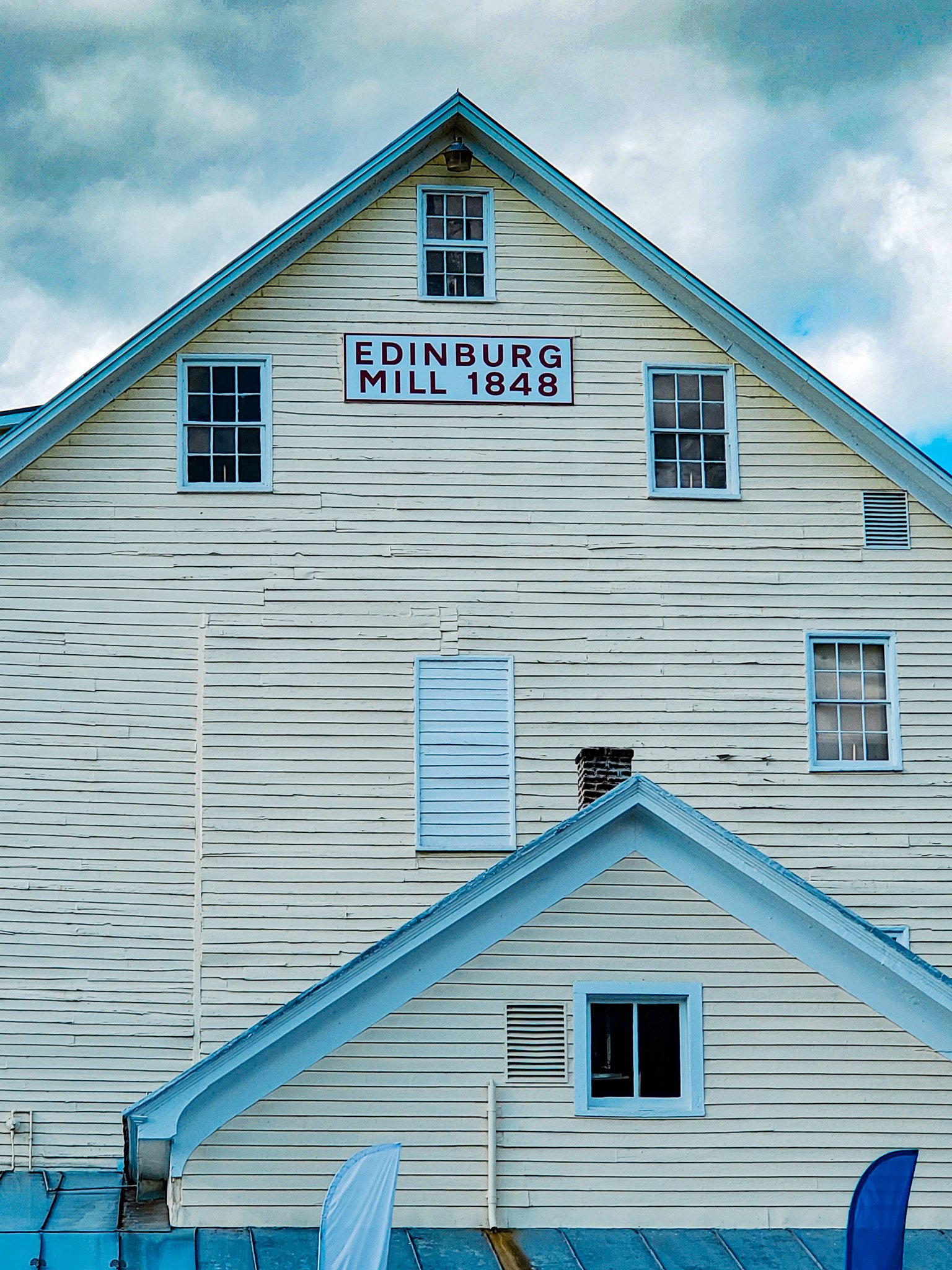 Edinburg Mill 1848 closeup Edinburg VA.jpg