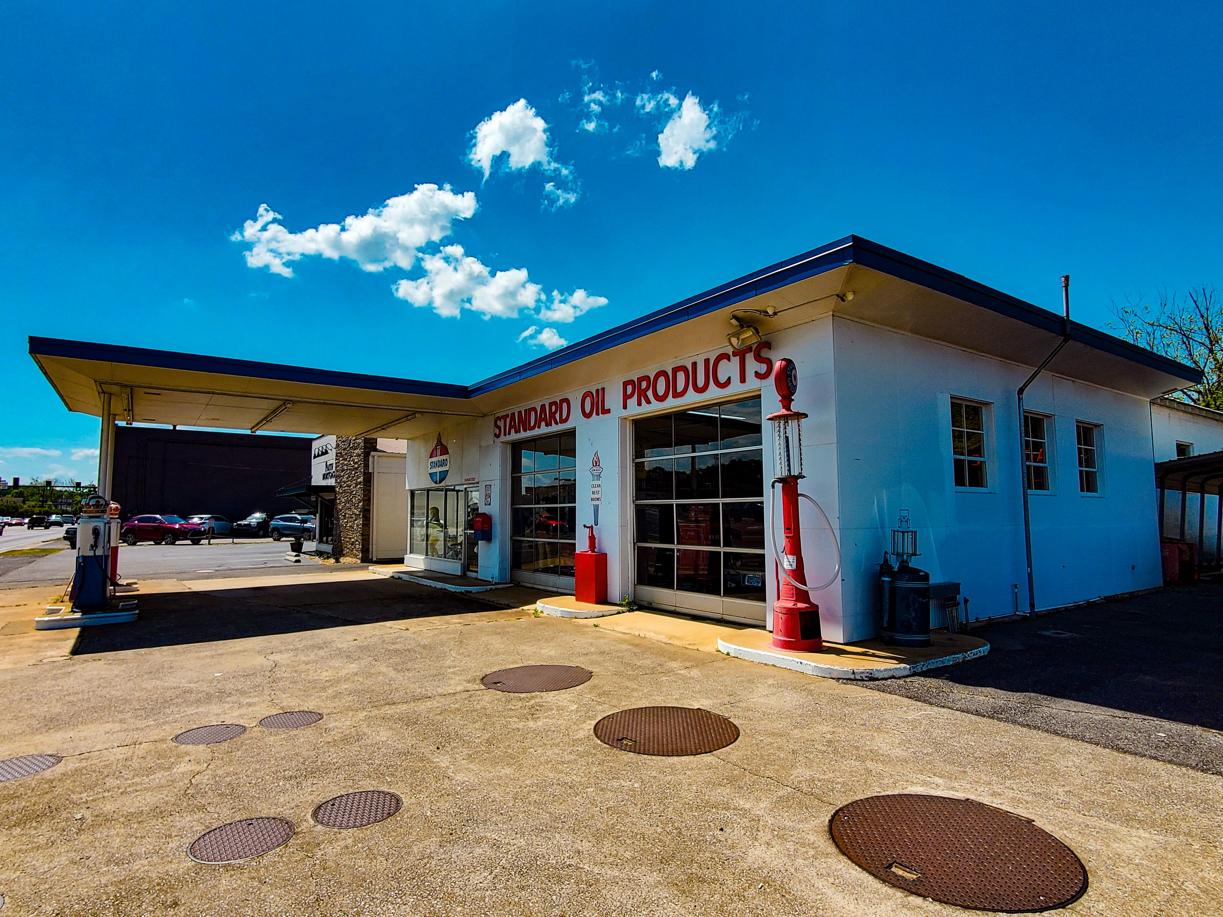 Classic Cars and Garage Museum