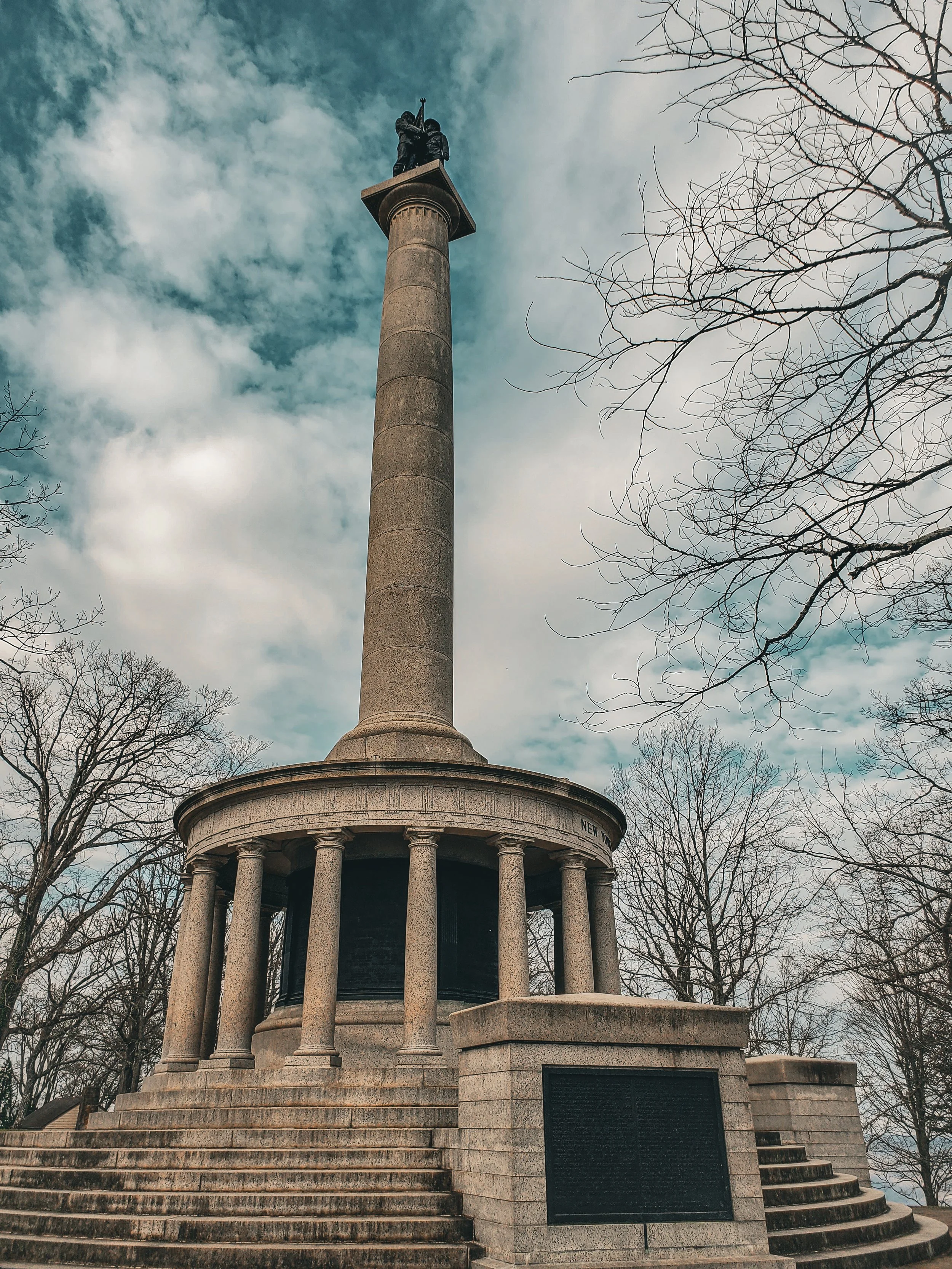 Point Park Confederate memorial.jpg