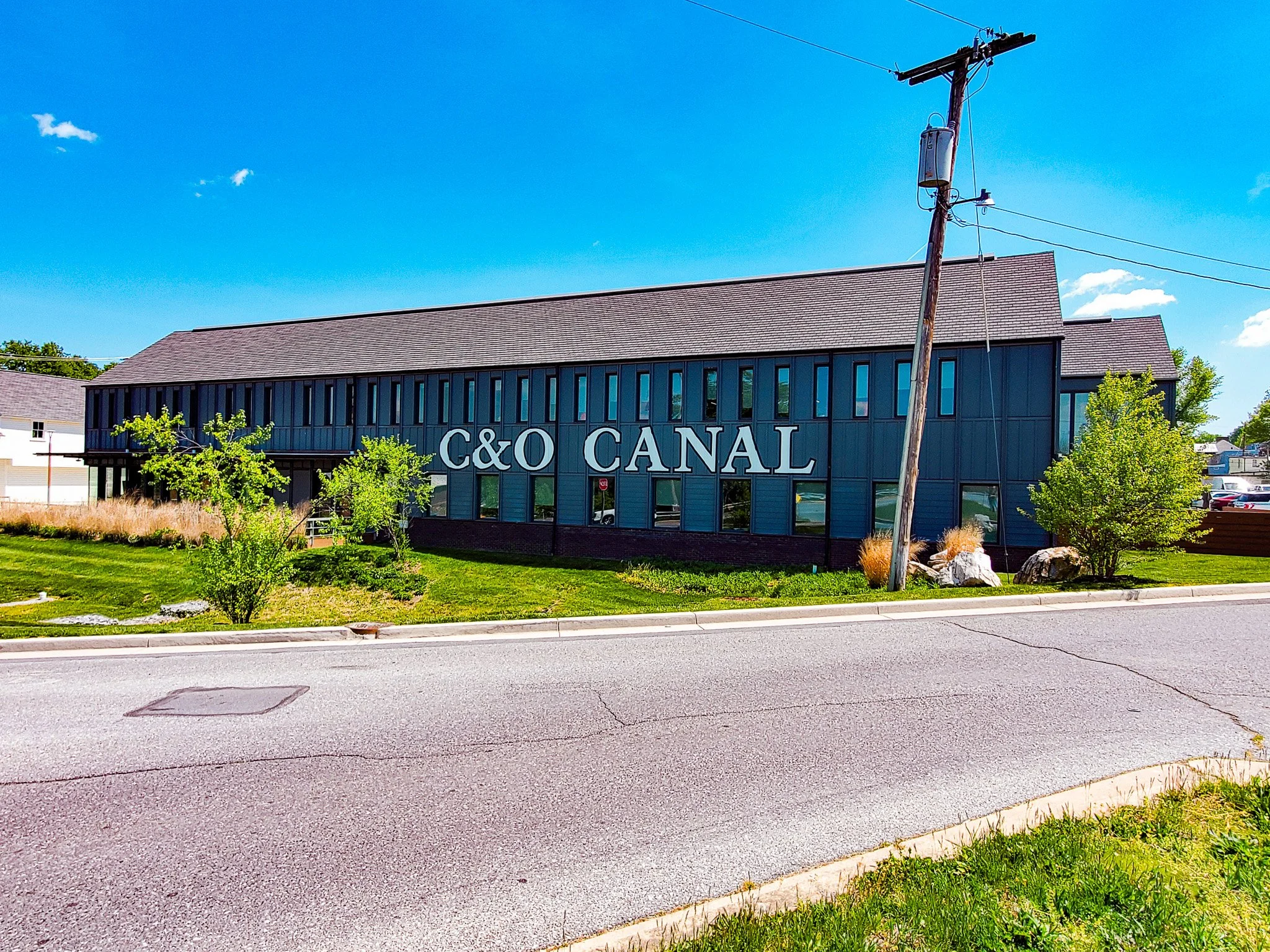 C&O building distant Williamsport MD.jpg