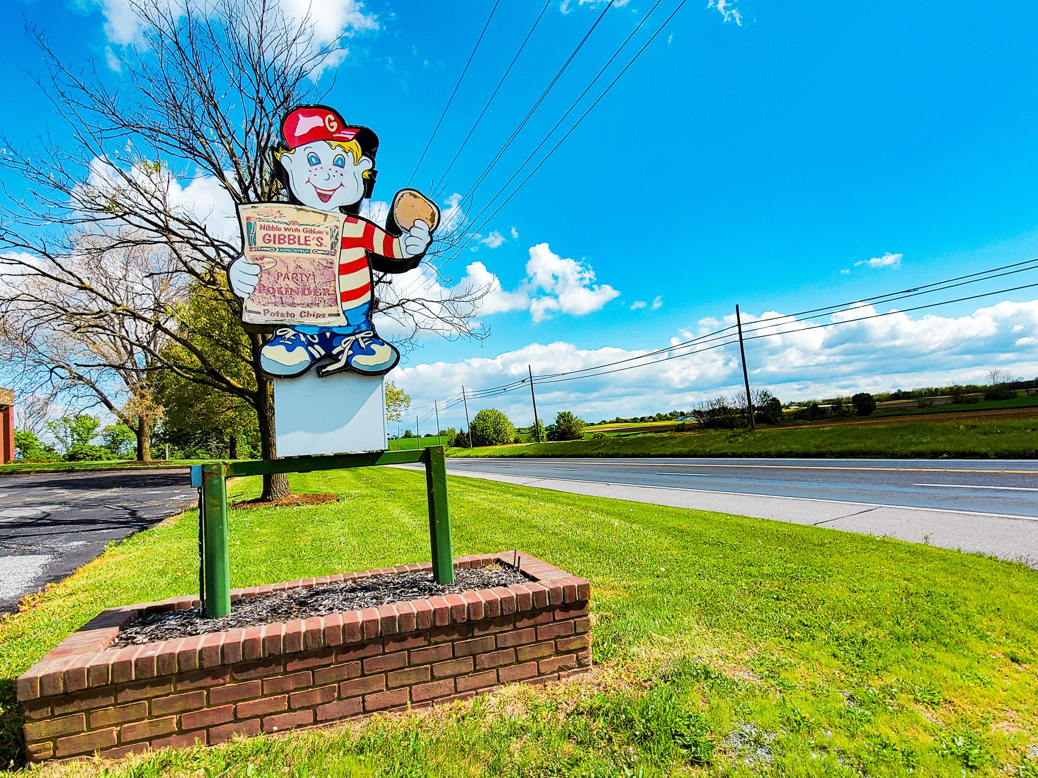 Gibbles Potato Chip sign with mascot Chambersburg PA.jpg