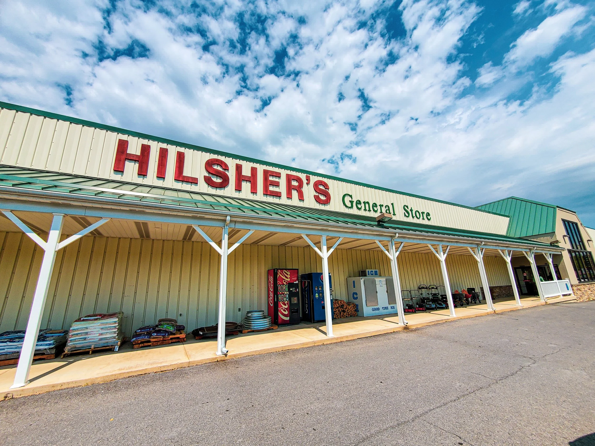 Hilshers Gen Store Port Tervorton PA.jpg