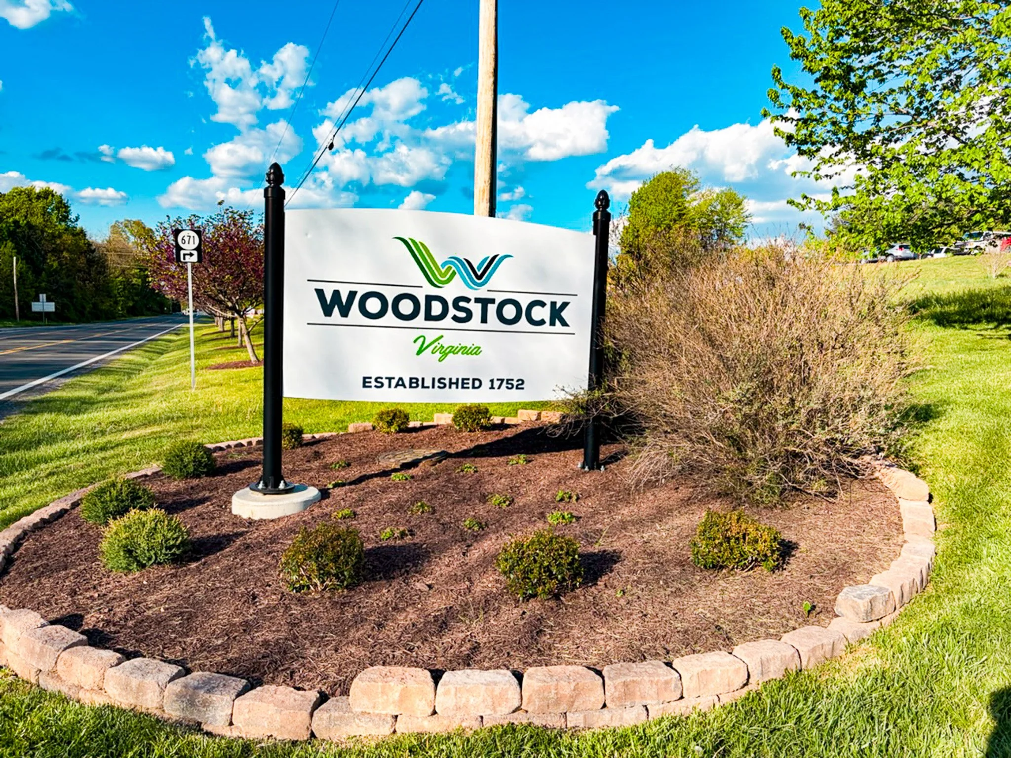 Woodstock VA welcome sign.jpg