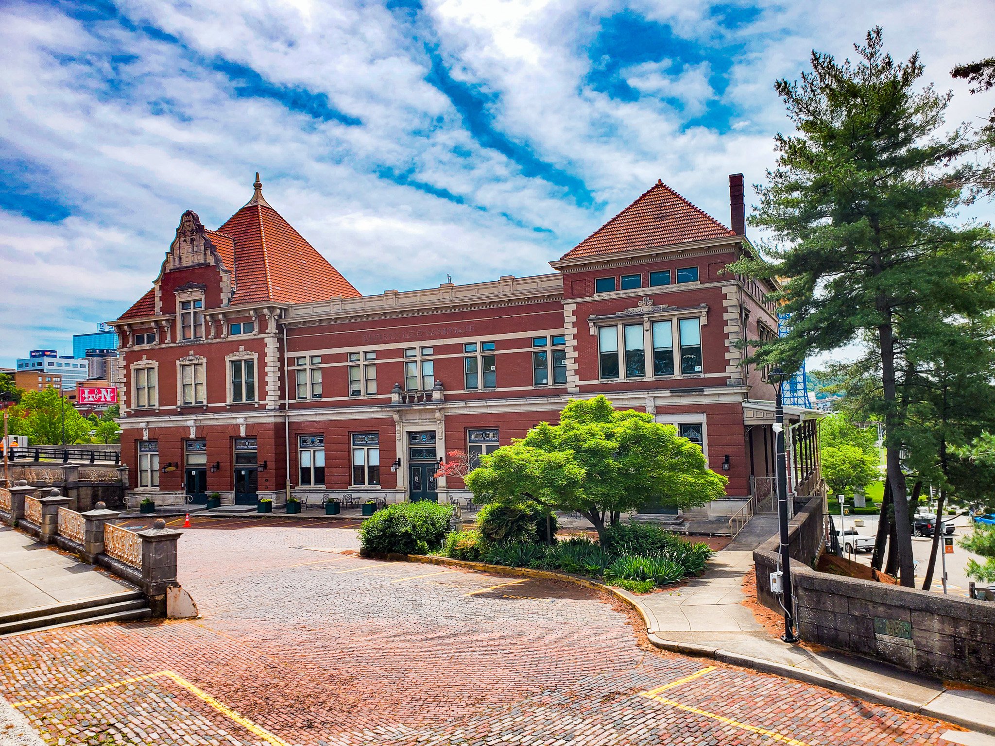 L & N Depot