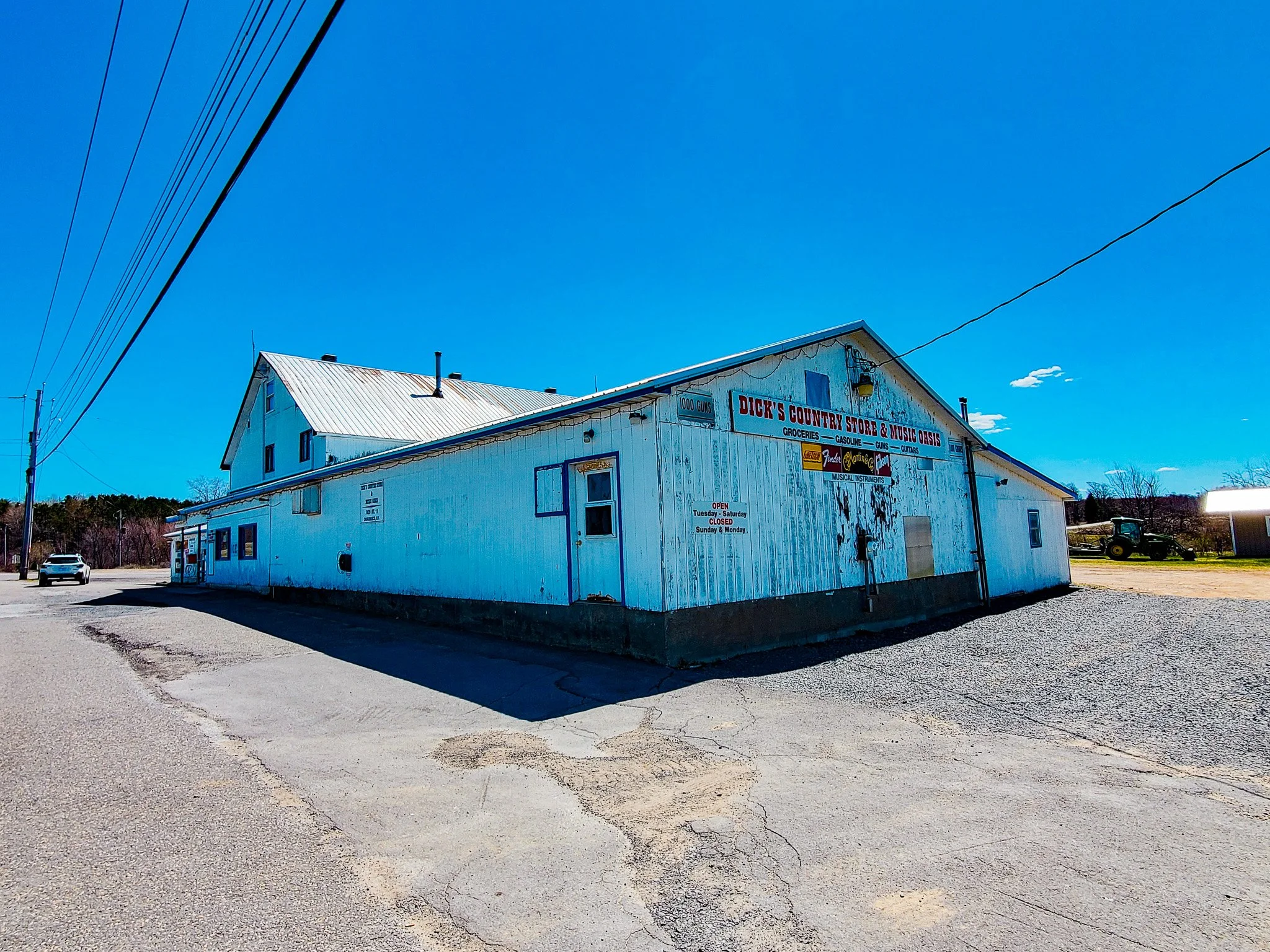 Dicks Country Store building Clinton NY.jpg
