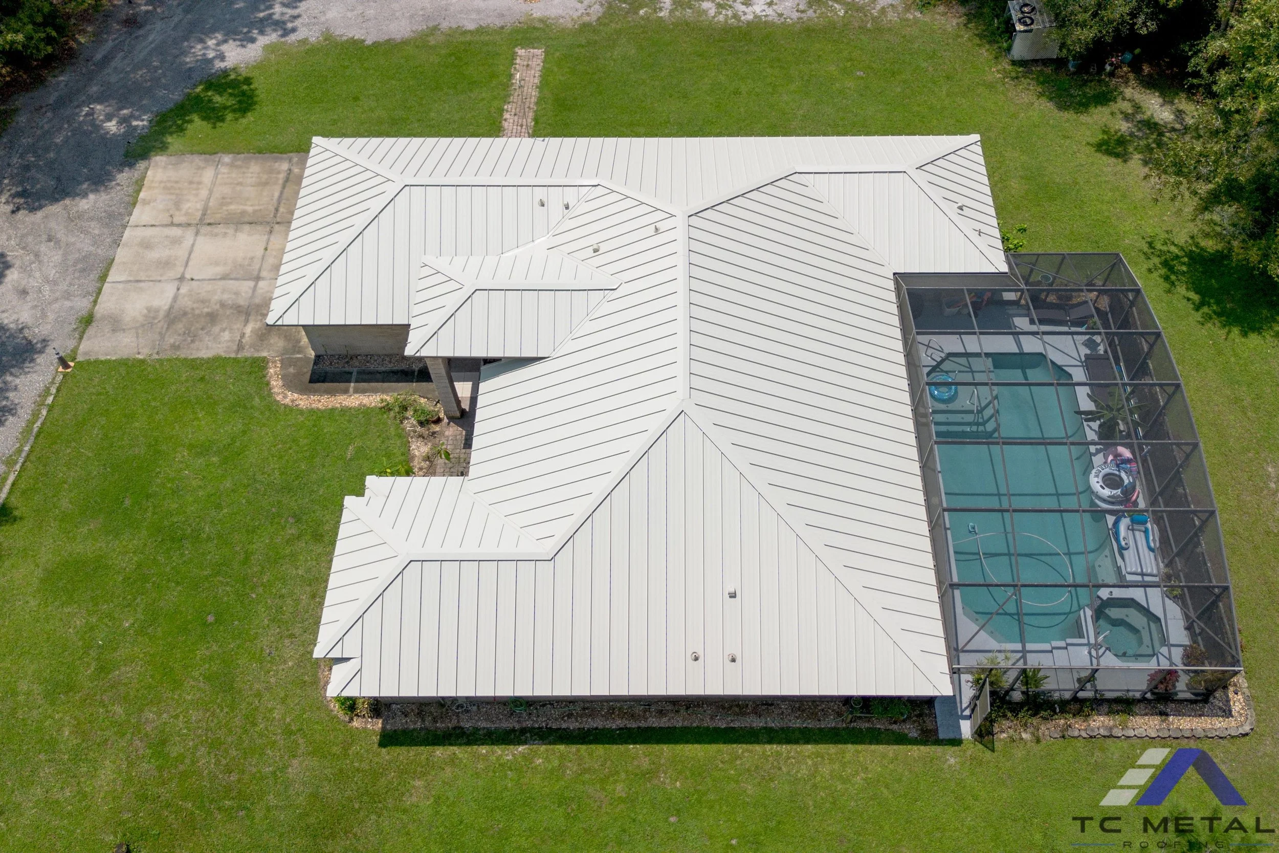 1.75 24 gauge standing seam in Almond.jpg