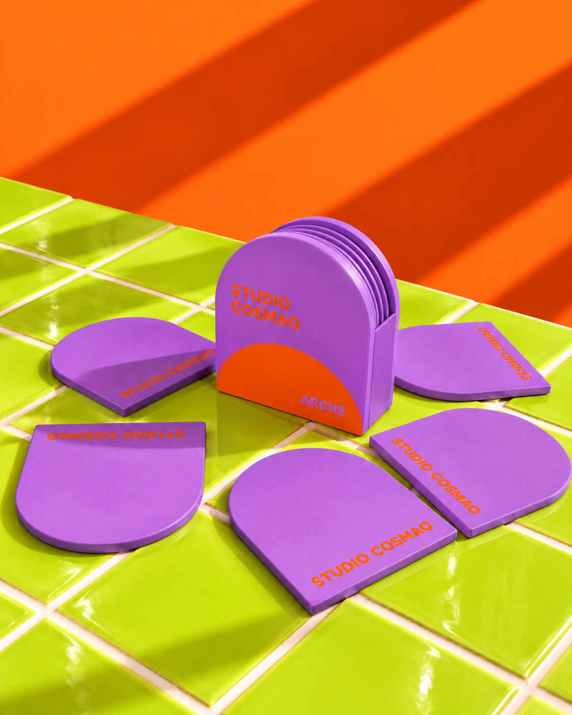 Éclat violet sur carrelage citron vert.png
