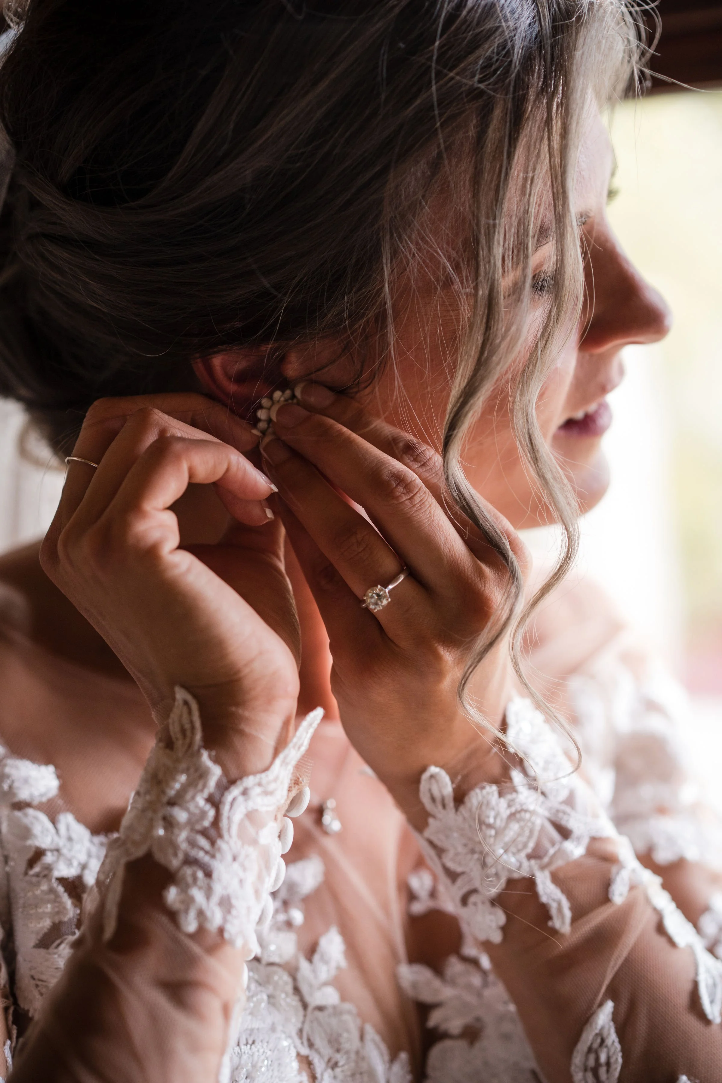 Detail-oriented wedding photographer