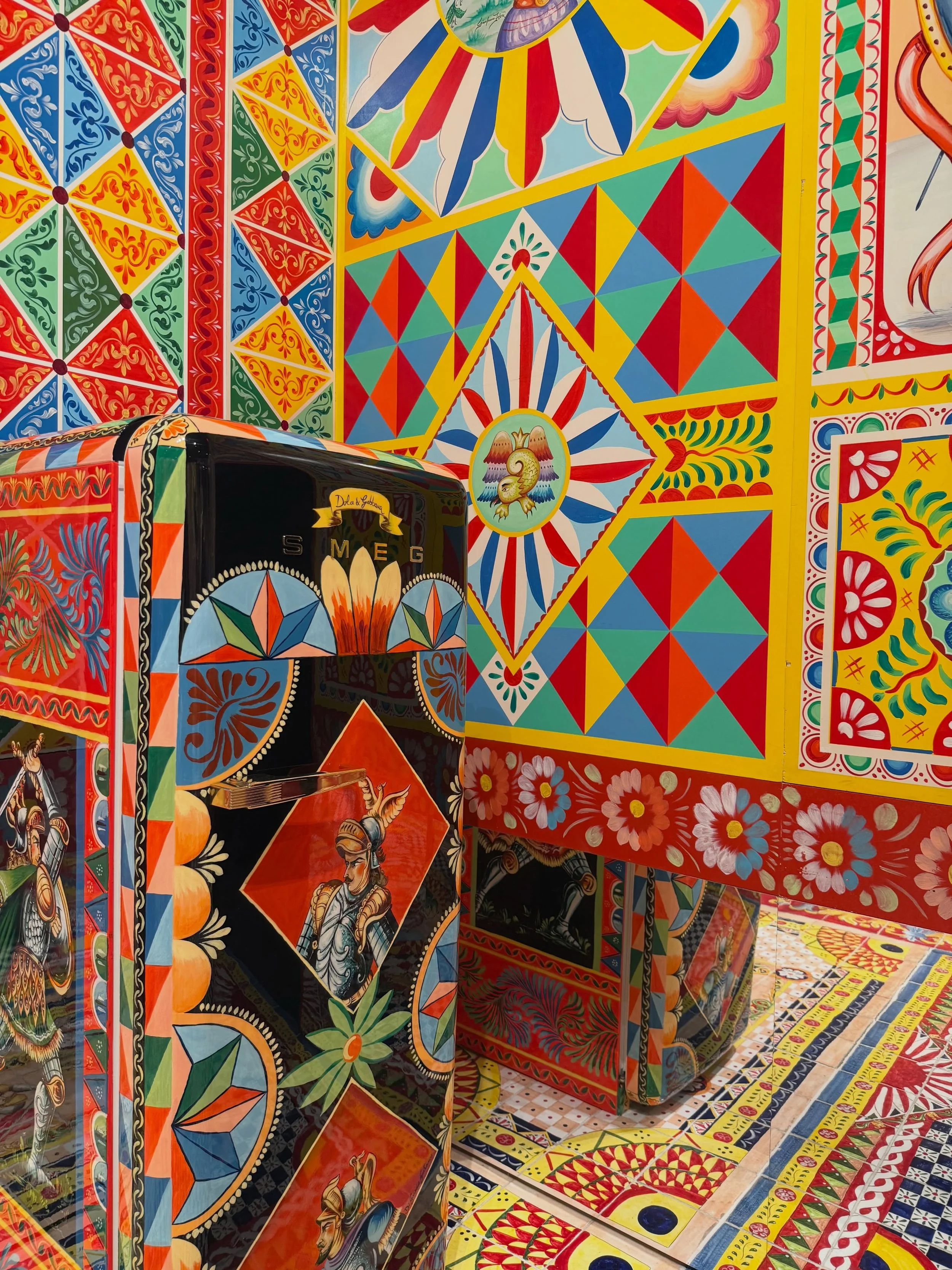 Endless inspiration @dolcegabbana_exhibit at @icamiami 

Truly impeccably executed 

An artist dreamland