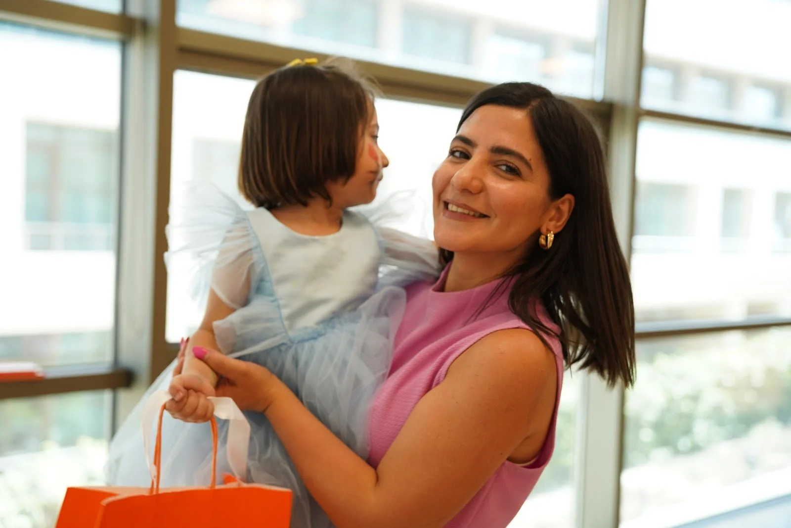 Empowering Through Art: A Conversation with Halbast Abdulah on the “Artful Mind: Reading and Art Program for Orphans” at AUIS