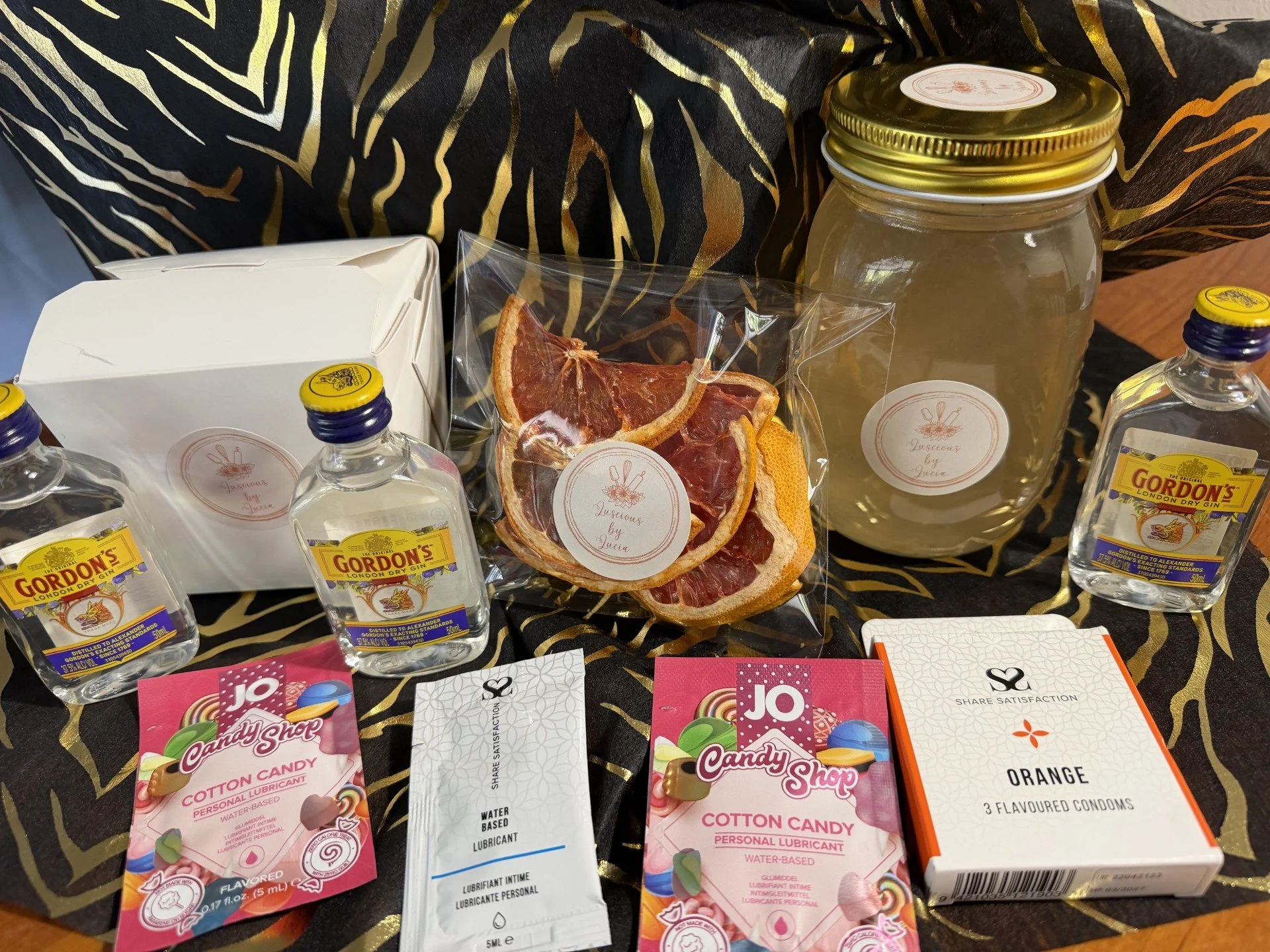 'Hot To Trot' Date Night Gift Box!!