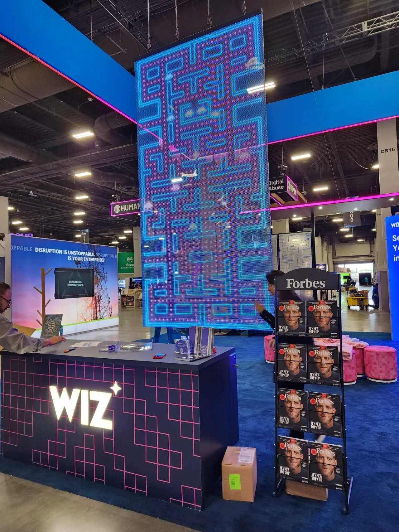 Mesh LED Screen (2).jpg