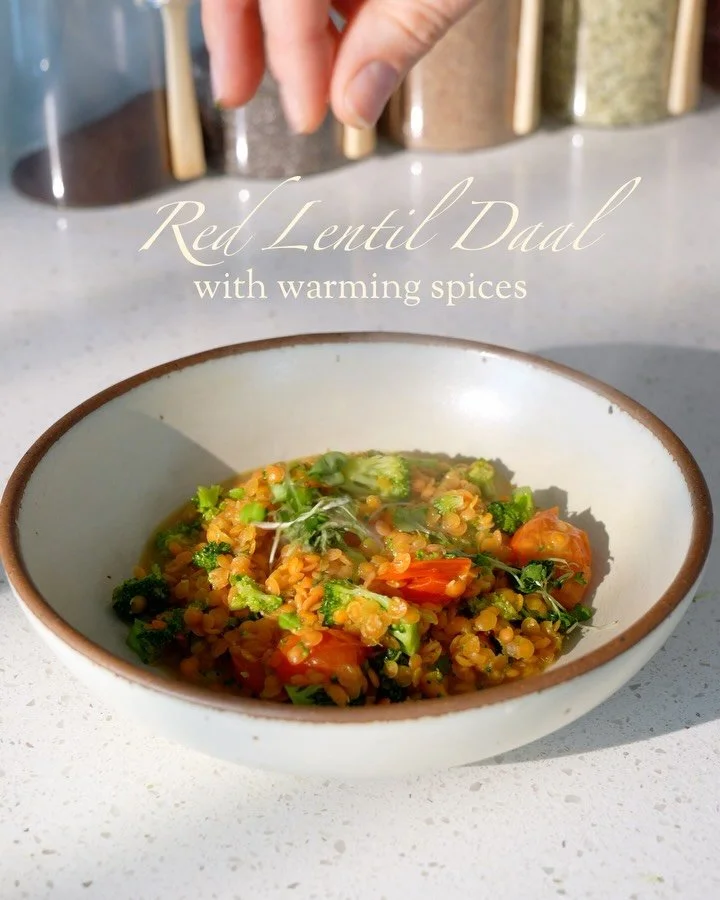 It was very chilly this past week in Nashville, so I threw together some clean &amp; simple red lentil daal with lots of warming spices 🫚 Ate this on repeat for lunch and dinner. Recipe -

Soup Base
+ Bone broth 
+ Coconut milk 

Spices
+ Garam Masa