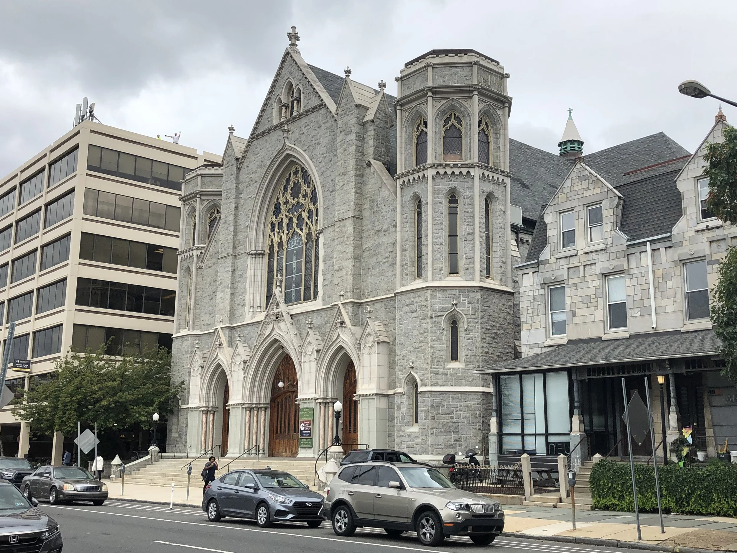 Chestnut Street streetscape, west of 40th Street (2019)