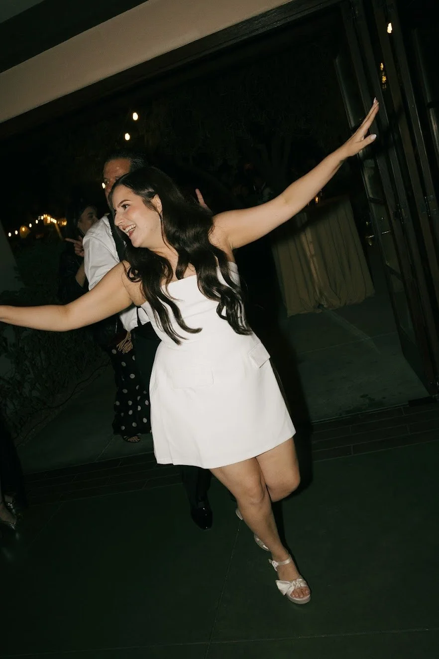 Danielle-and-Erik-Wedding-Sneaks-123.jpg