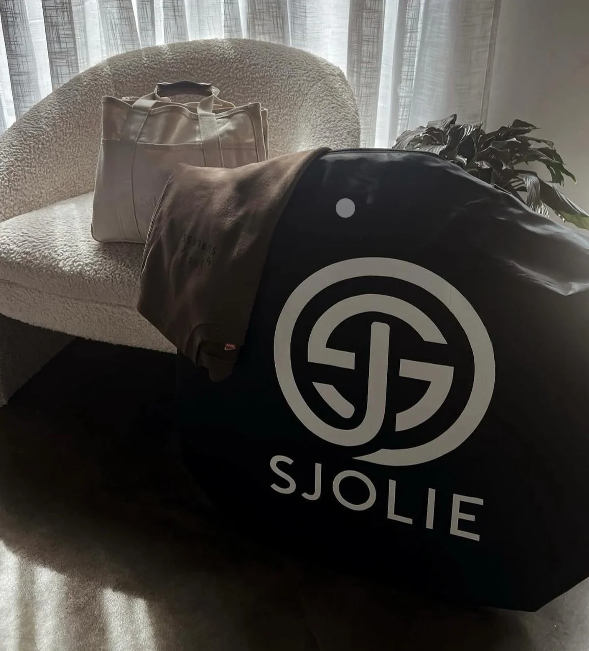 Traveling Spray Tans