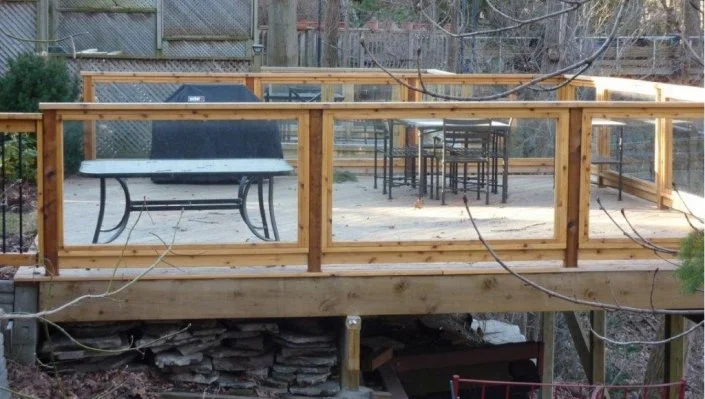 Two unprotected (potential bird-killer) railings. Photos: John Carley