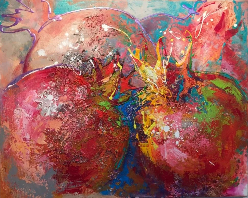 Pommes
80 x 90

Abstract painting featuring four large red pomegranates, colorful brushstrokes, and drops in various shades.