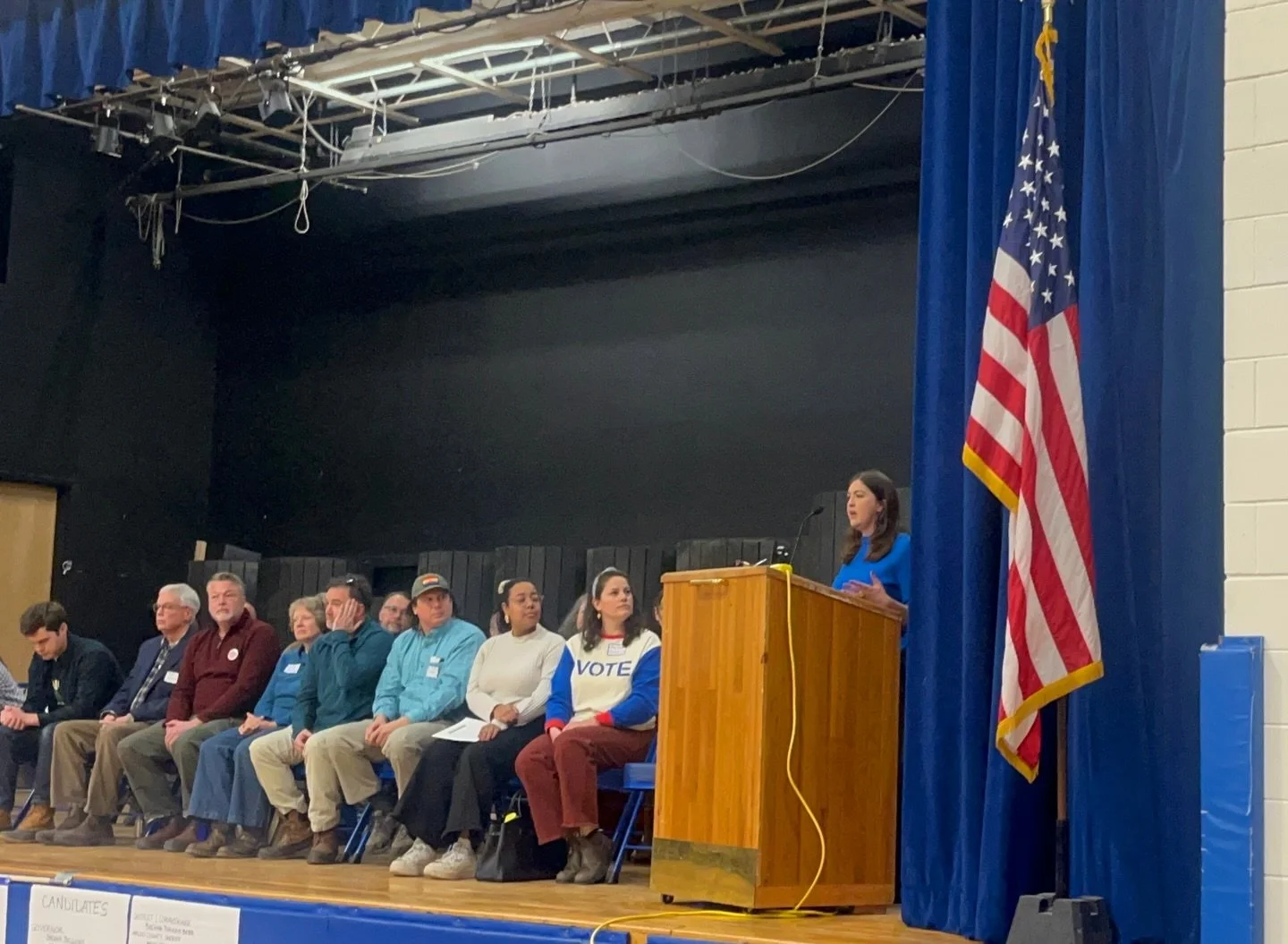 Today I spoke at the Waldo County Democratic Caucus in front of 350 democrats. It was exciting to see such a big crowd show up to engage in the political process. 

I look forward to continuing to speak with voters across the political spectrum becau