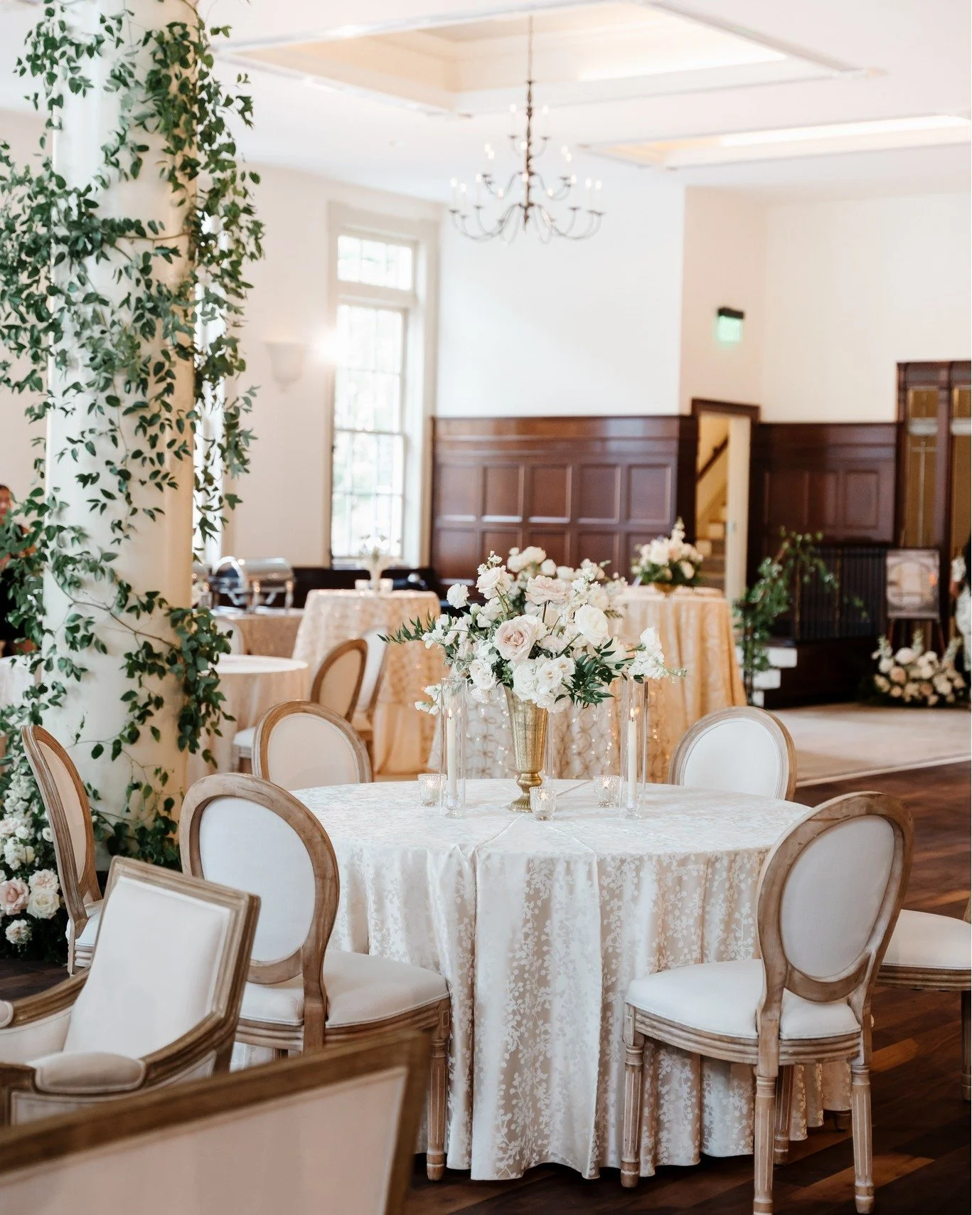 There are only 6 more days until the Pennsylvania Bridal &amp; Wedding Expo at the Lancaster Convention Center. ✨

Stop by booth #400 to connect with our team and learn more about hosting your wedding at Steven&rsquo;s School Ballroom, Trust46, Cones