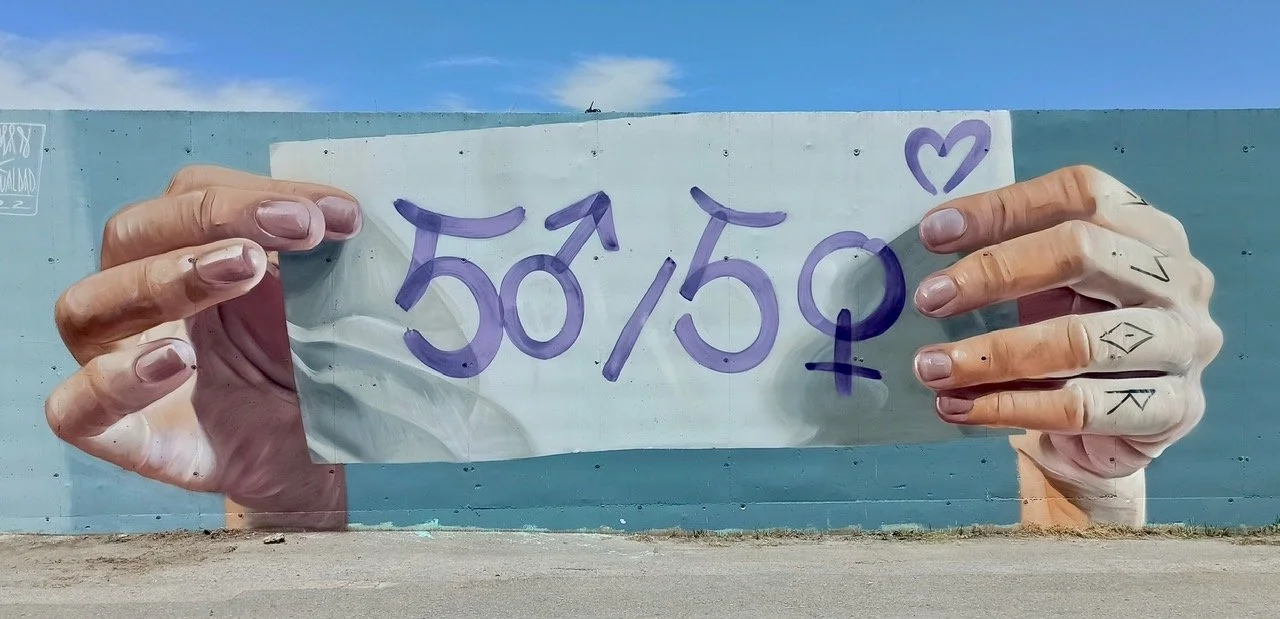 Luisma Luna. Ainsa. Mural Ayuntamiento de Ainsa. Igualdad