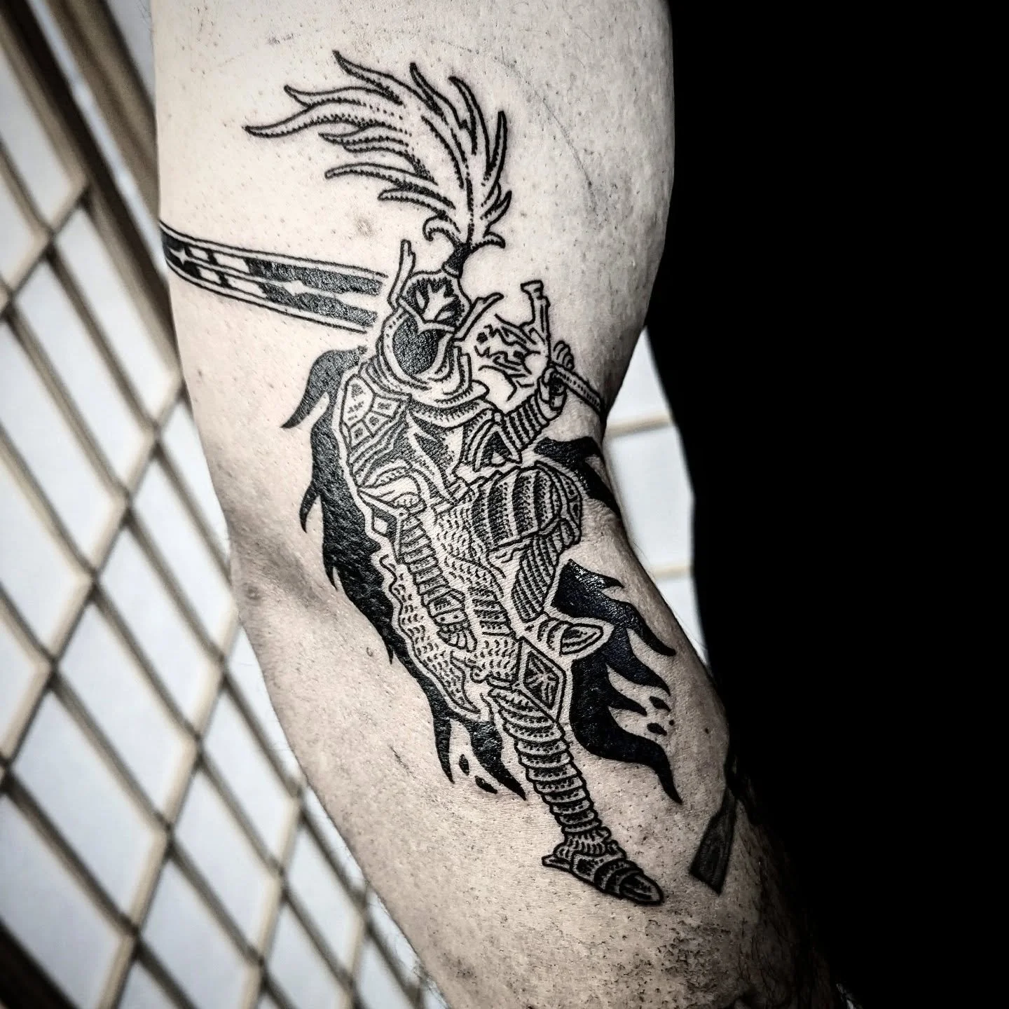 Artorias and a small Darkmoon great sword! Made the other day @simplestudiotattoo 

#brisbanetattoo #darksoulstattoo #eldenringtattoo #nightreign #darkmoon #darksouls #eldenring #brisbane #fromsoftware #darkart