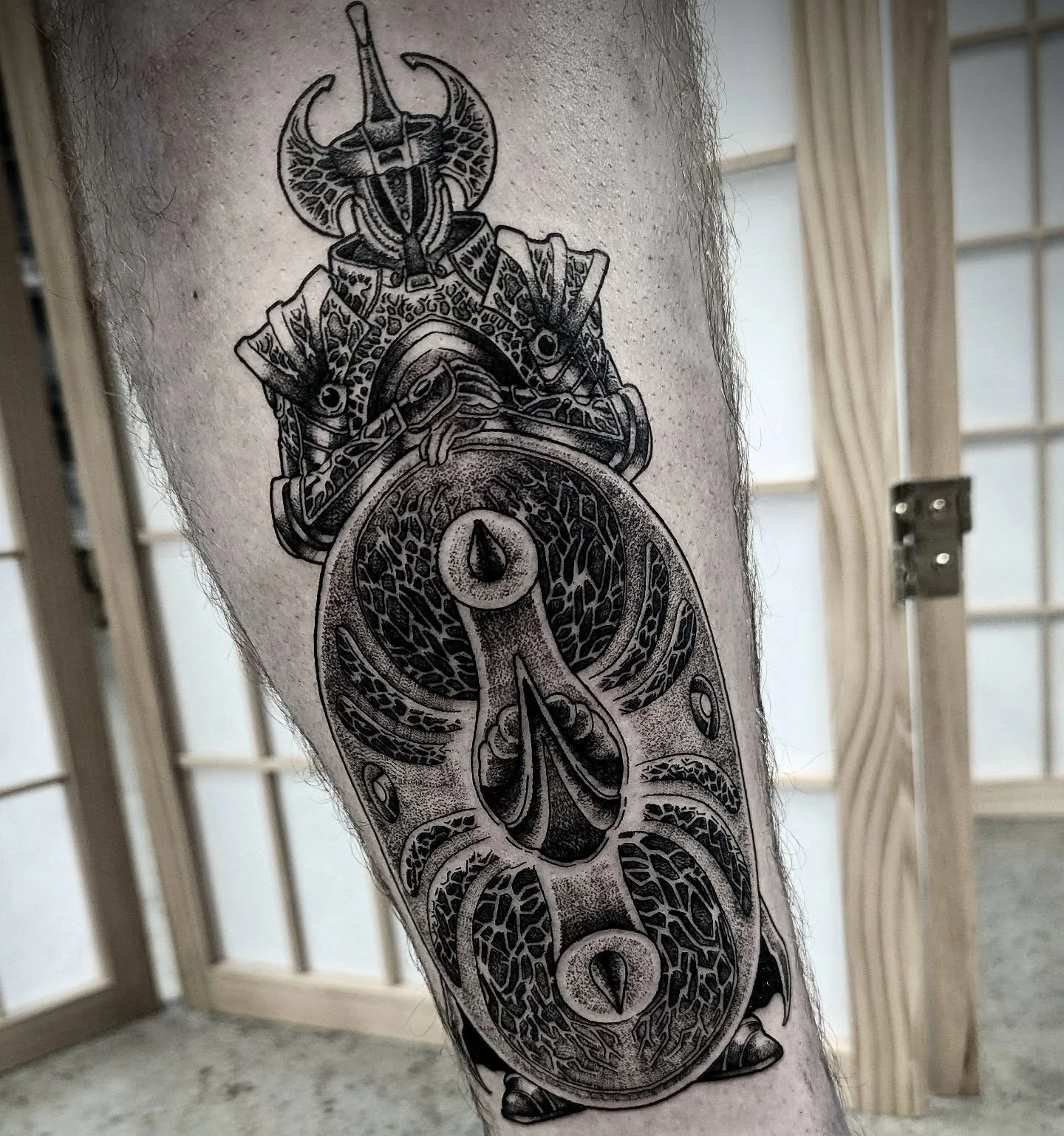 Last one for 2025 - Crucible knight with shield from Elden ring.

Taking bookings for 2026 and Elden ring tattoos are always welcome. Message me via dms for bookings.

I hope everyone had a happy holidays!! And I look forward to seeing new and old fa