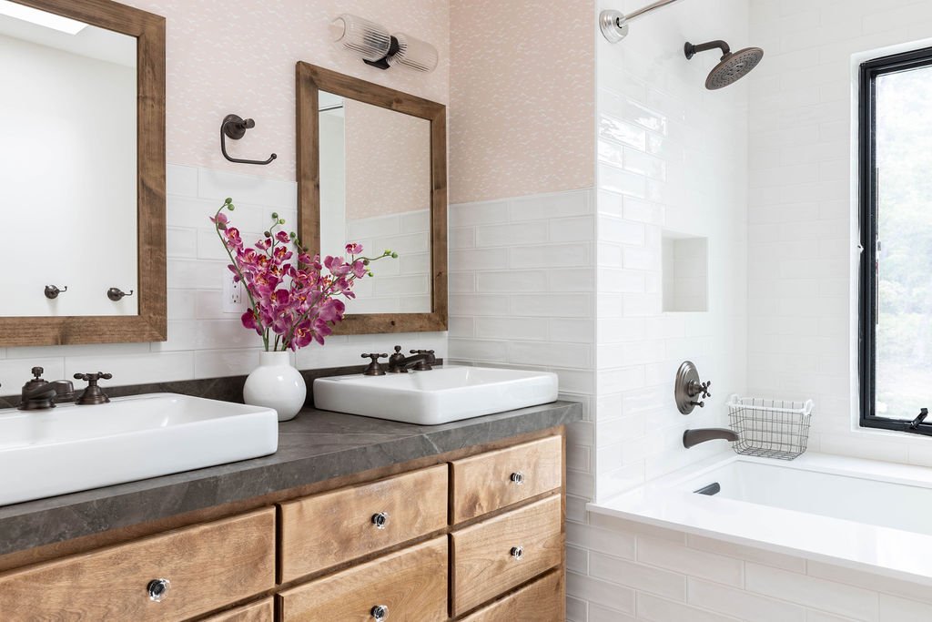 126. bathroom-modern-farmhouse-pacific-palisades-california.jpg.jpg
