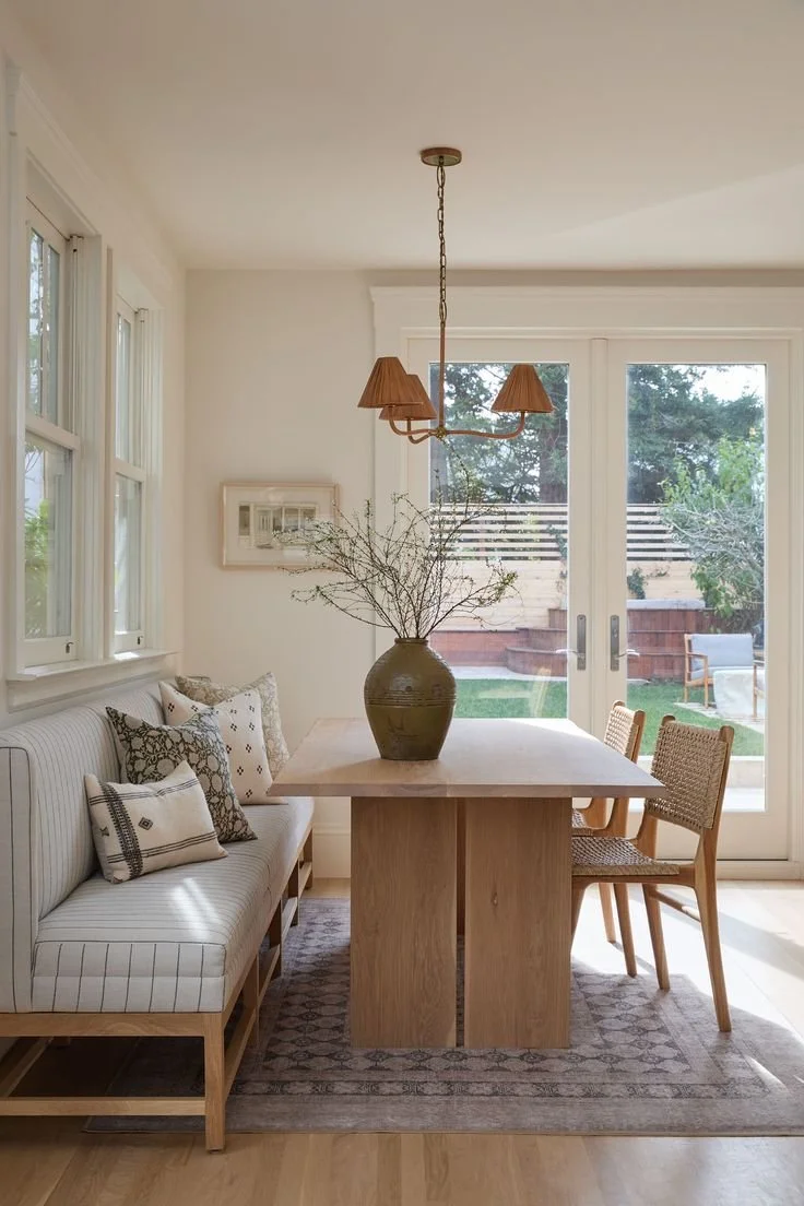 cozy breakfast nook kitchen inspo