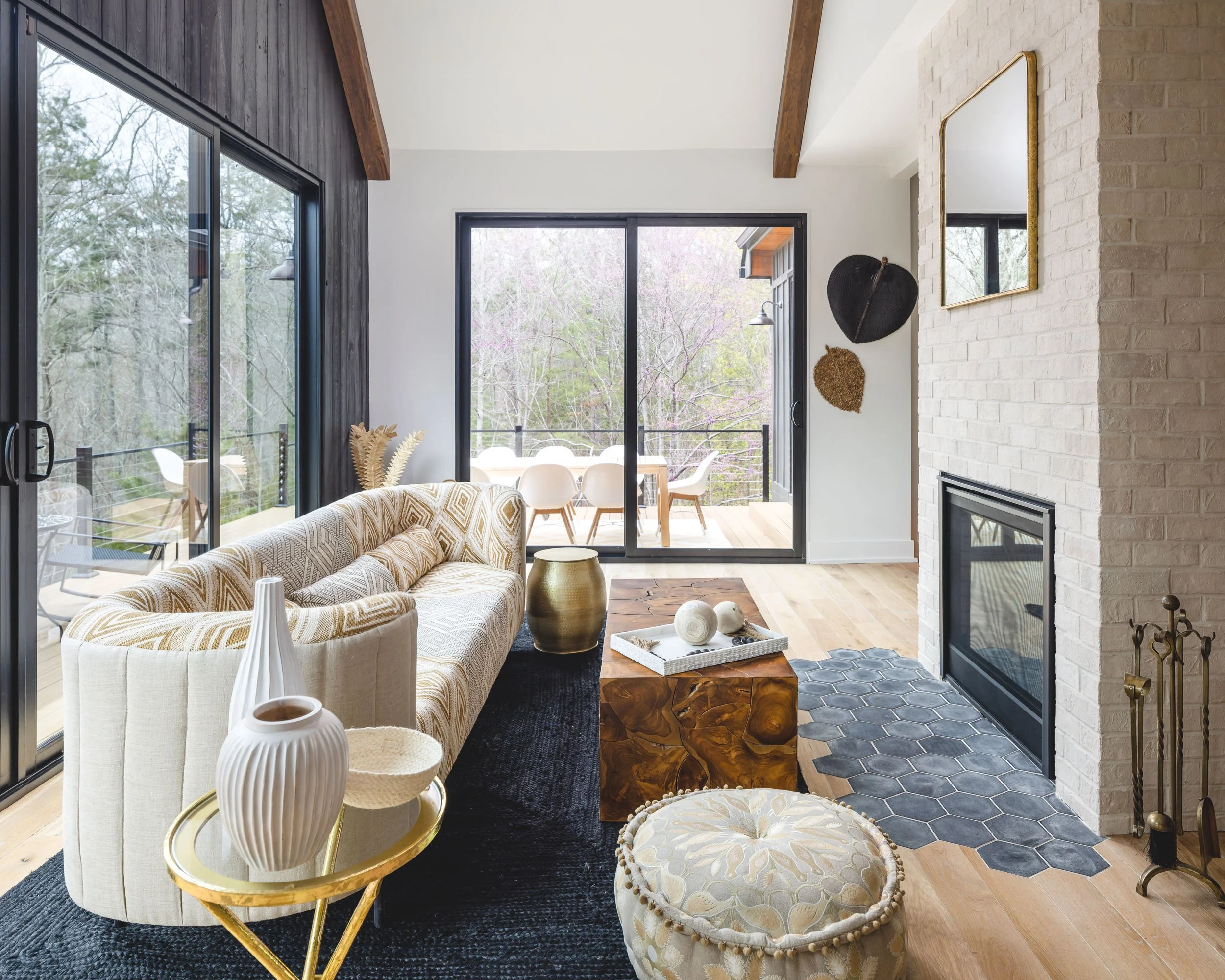 273. breakfast-nook-organic-modern-brentwood-los-angeles-interior-design.jpg.jpg